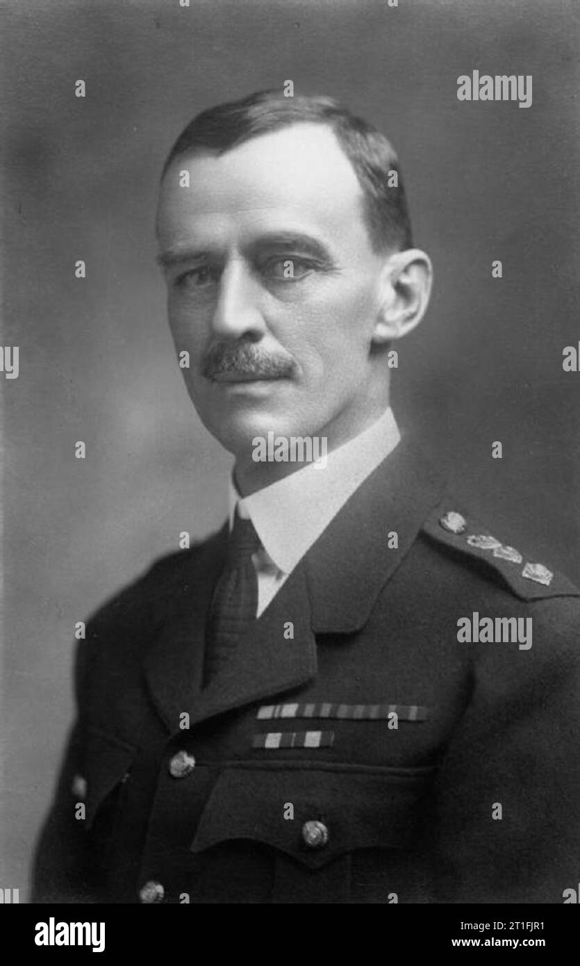 . I Royal Engineers grandi Nanton è nato nel 1863 ed è entrato a far parte del Royal Engineers in 1885 come un tenente. Ha servito nel Nord Ovest dei territori del Canada prima di entrare a far parte della spedizione Lushai di 1888-1889. Egli ha servito con la forza di rilievo nel biglietto in 1895 ed è stato menzionato in spedizioni per i suoi servizi nella Seconda Guerra Anglo-Boer di 1899-1902 come Vice Assistente Direttore delle ferrovie. Egli ha poi servito come Vice Direttore delle opere militari in India dal 1910 ed è stato realizzato il brigadiere generale nel settembre 1914. Egli ha servito in Francia come ingegnere capo del corpo indiano ed era fatto temporaneo Gen principali Foto Stock