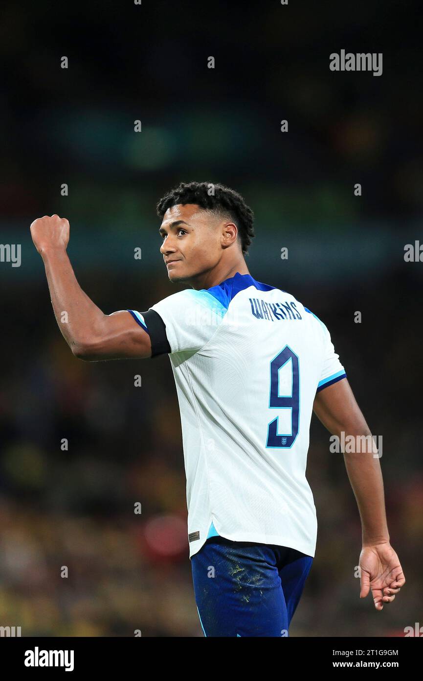 Londra, Regno Unito. 13 ottobre 2023. L'inglese Ollie Watkins festeggia dopo aver segnato il suo primo gol a raggiungere il punteggio di 1-0 durante l'amichevole internazionale tra Inghilterra e Australia al Wembley Stadium il 13 ottobre 2023 a Londra. (Foto di Daniel Chesterton/phcimages.com) Credit: PHC Images/Alamy Live News Foto Stock