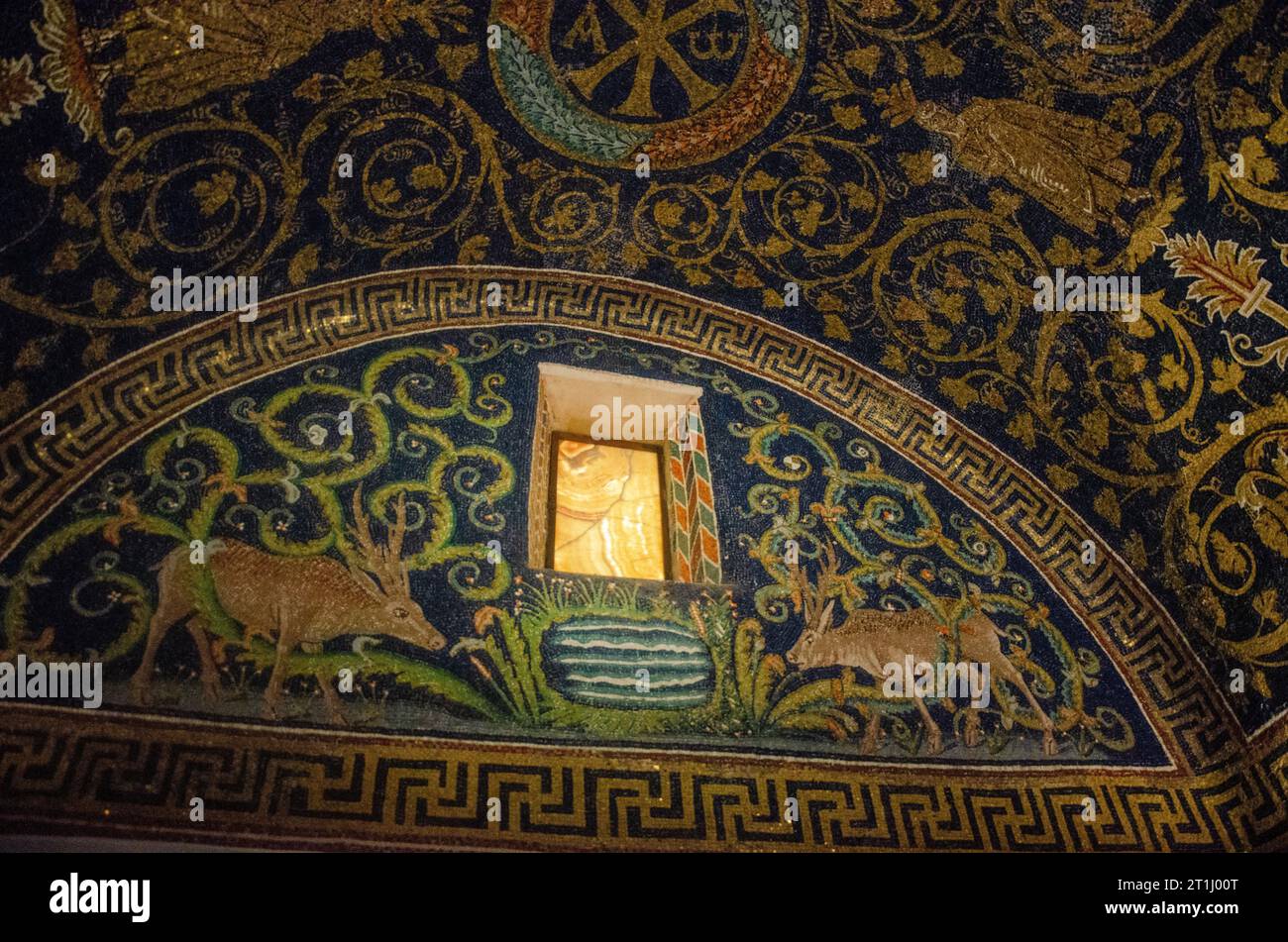 Tetto della Cappella Arcivescovile (o Cappella Arcivescovile), Cappella di Sant'Andrea o Cappella di San Andrea, Ravenna, Italia Foto Stock