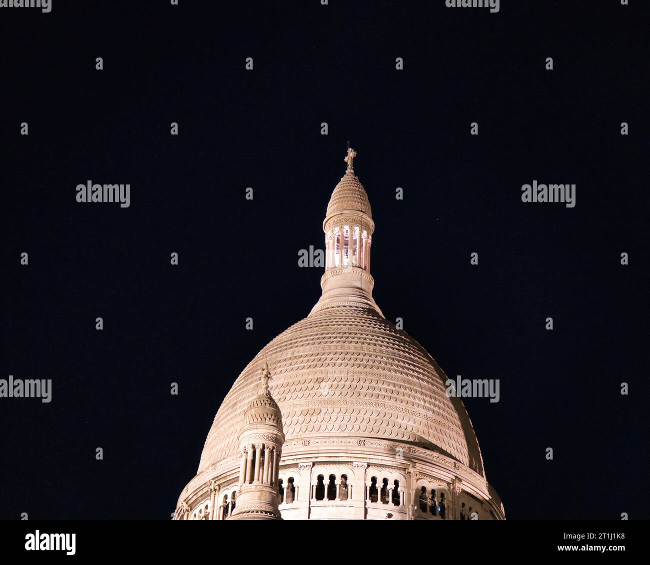 Parigi, Francia, foto di 17.09.2023 notti della Basilica del Sacro Cœur de Montmartre, Sacro cuore di Montmartre Foto Stock