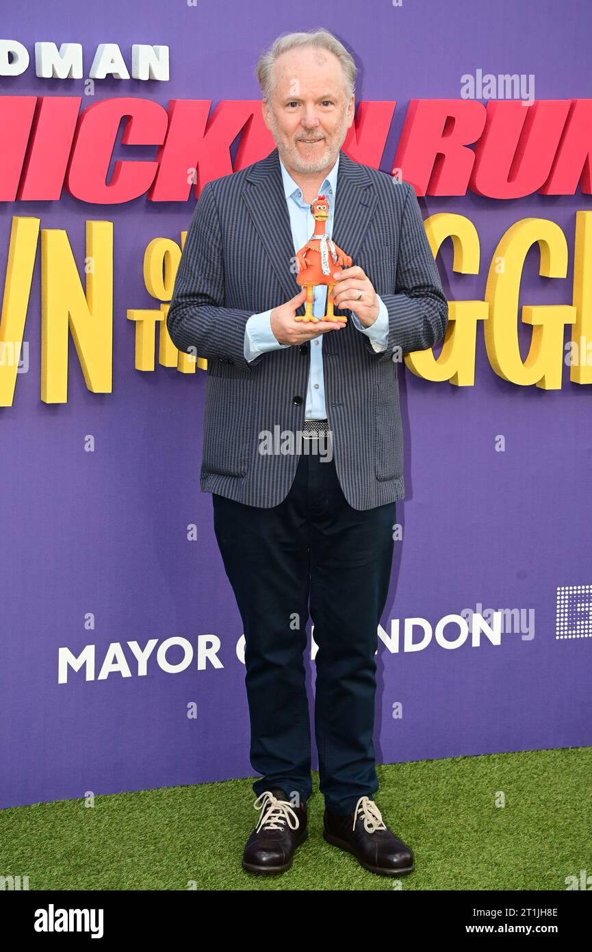 Royal Festival Hall, Londra, Regno Unito. 14 ottobre 2023. Nick Park partecipa al Gala del sindaco di Londra per Chicken Run: Dawn of the Nugget - BFI London Film Festival 2023, Londra, Regno Unito. Credito: Vedere li/Picture Capital/Alamy Live News Foto Stock