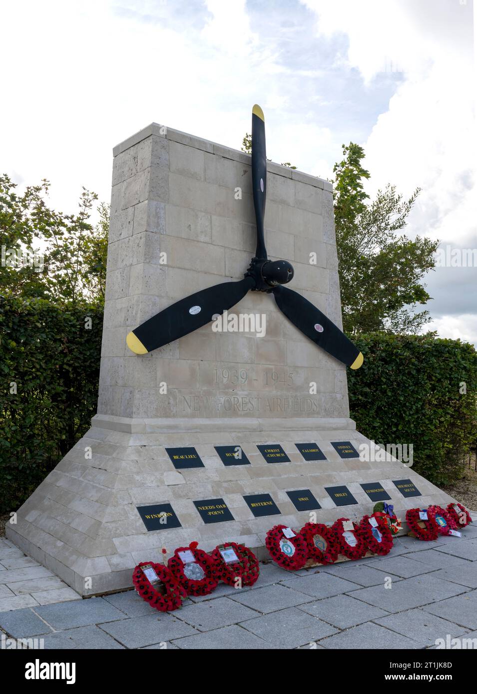 New Forest Airfields Memorial, Holmsley, Bransgore, New Forest, Hampshire, Inghilterra, Regno Unito Foto Stock