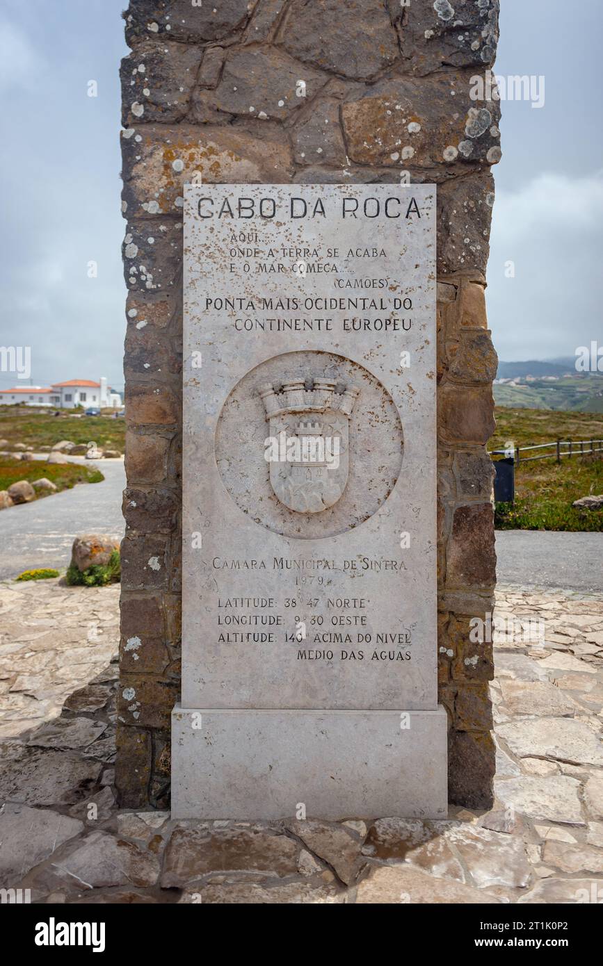 Monumento del punto più occidentale dell'Europa continentale a Cabo da Roca, Portogallo Foto Stock