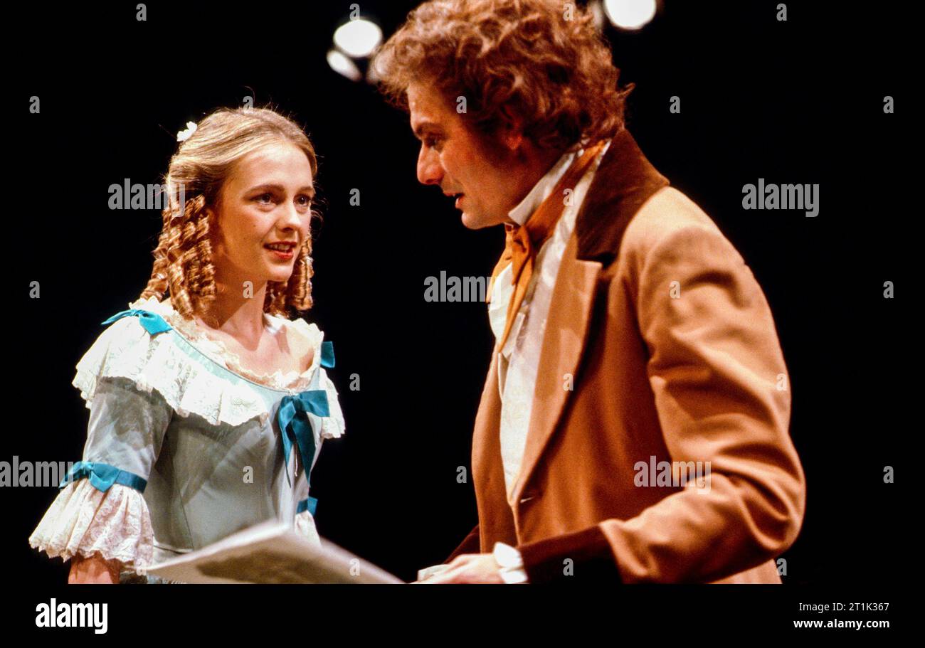 Sarah Berger (Georgina Vesey), Paul Shelley (Alfred Evelyn) in MONEY di Edward Bulwer-Lytton alla Royal Shakespeare Company (RSC), The Pit, Barbican Centre, Londra EC2 29/05/1982 design: Di Seymour illuminazione: Leo Leibovici & Wayne Dowdeswell regista: Bill Alexander Foto Stock