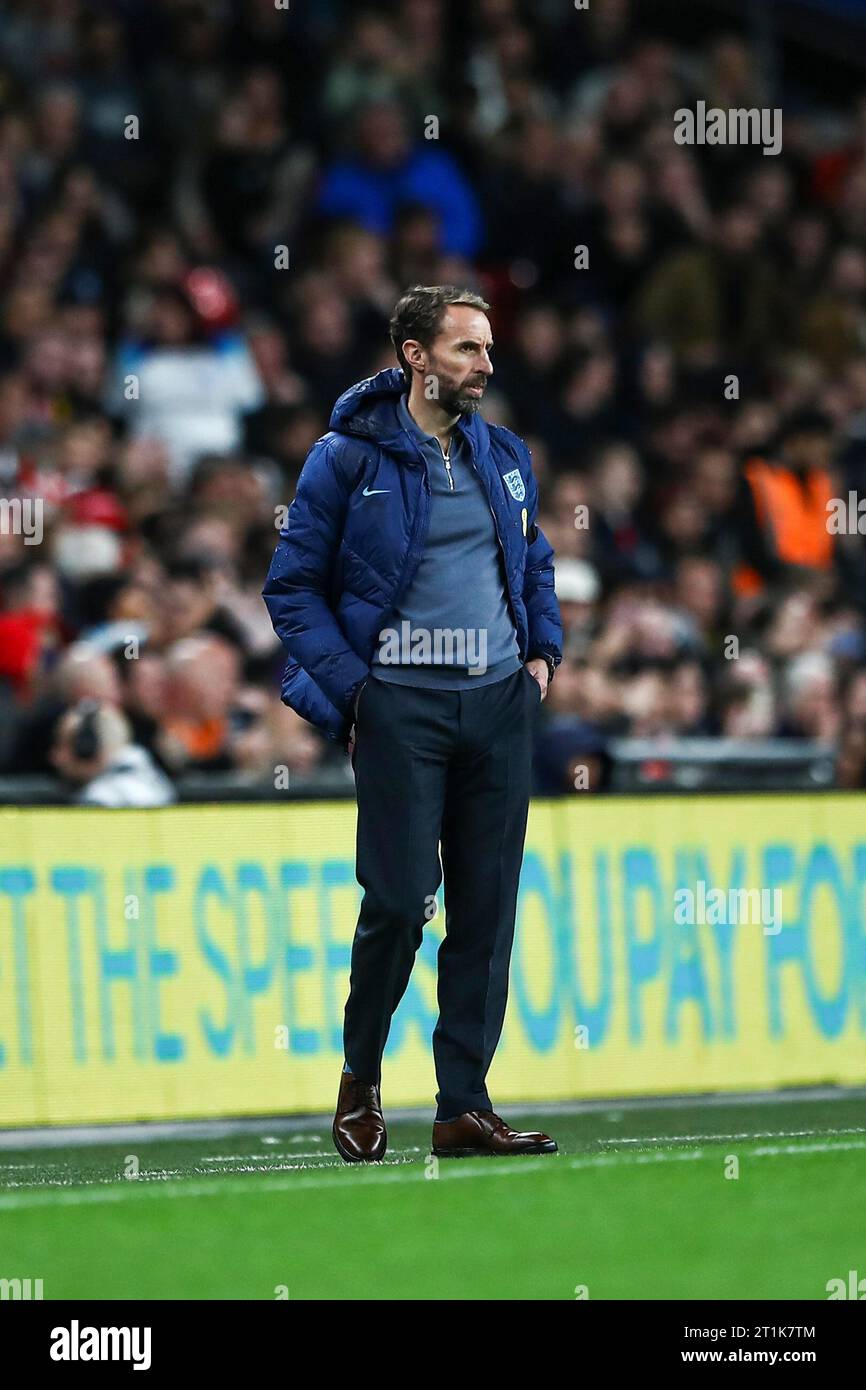 Gareth Southgate manager dell'Inghilterra in linea di contatto durante l'amichevole internazionale tra Inghilterra e Australia al Wembley Stadium di Londra venerdì 13 ottobre 2023. (Foto: Tom West | mi News) crediti: MI News & Sport /Alamy Live News Foto Stock