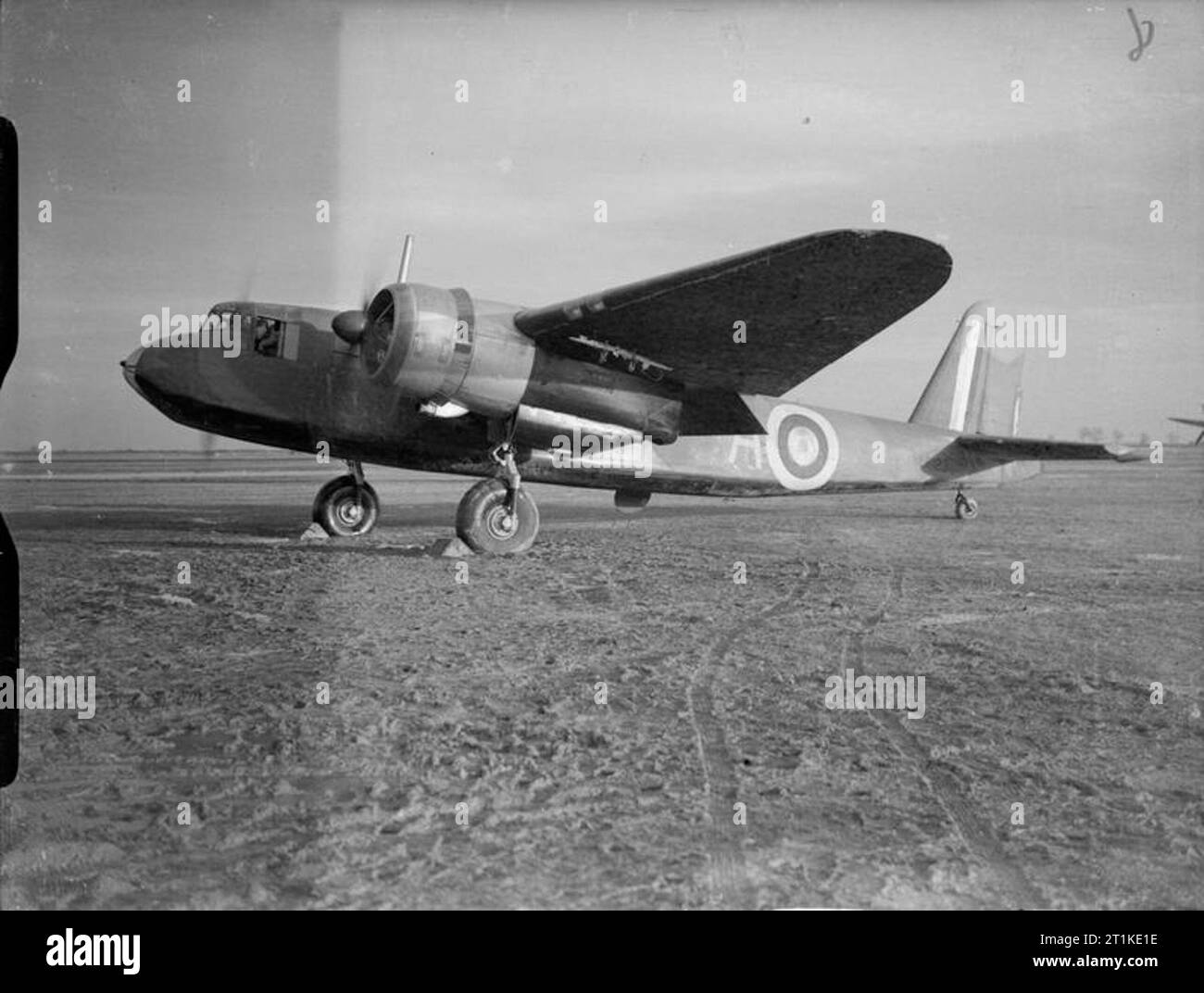 Aerei della Royal Air Force, 1939-1945- Blackburn B-26 Botha. Botha contrassegnare I, L8123 &#145;A&#146;, di n. 1 (costiere) addestramento operativo unità, eseguendo i suoi motori a Silloth, Cumberland. Foto Stock