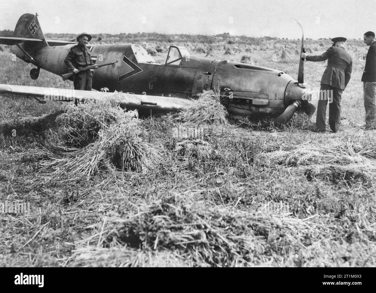 La Battaglia di Bretagna Messerschmitt Bf 109 E-1 di Oberleutnant Paolo Temme, Gruppe aiutante di MI/ JG 2 'Richtofen', che si schiantò vicino a Shoreham aerodrome nel Sussex il 13 agosto 1940. Foto Stock
