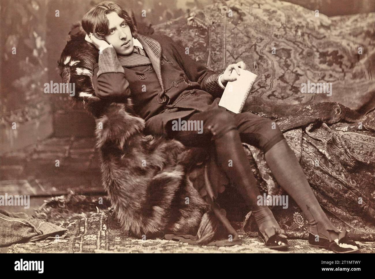 OSCAR WILDE (1854-1900) poeta e drammaturgo irlandese nel 1882. Foto: Napoleon Sarony Foto Stock