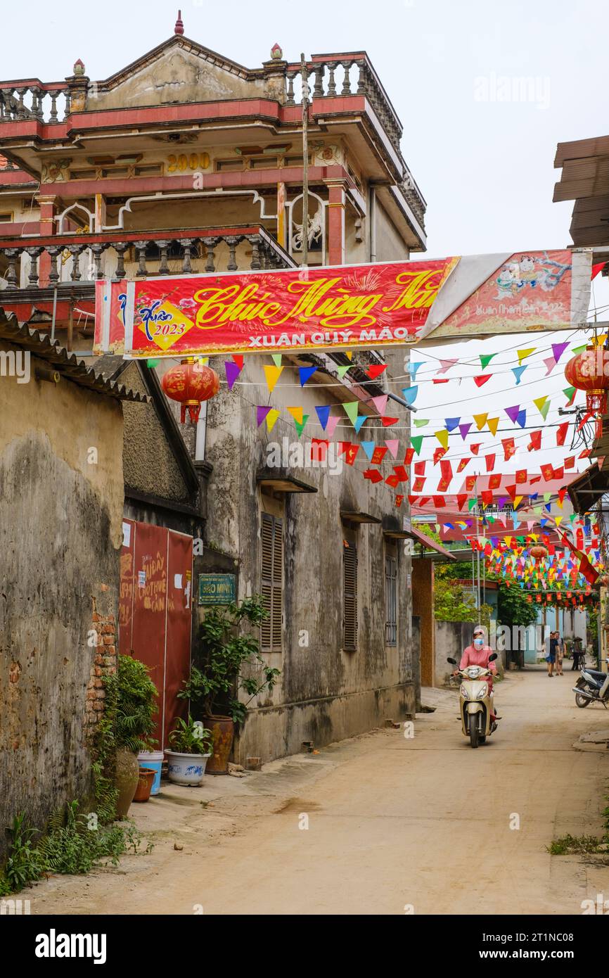 Street Scene, Long Khe Village, Vietnam, Provincia di BAC Ninh. Foto Stock