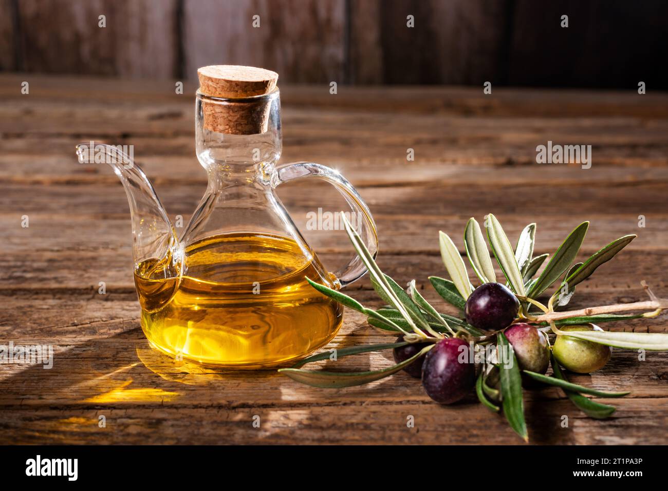 Foto Stock Ampolla olio extra vergine