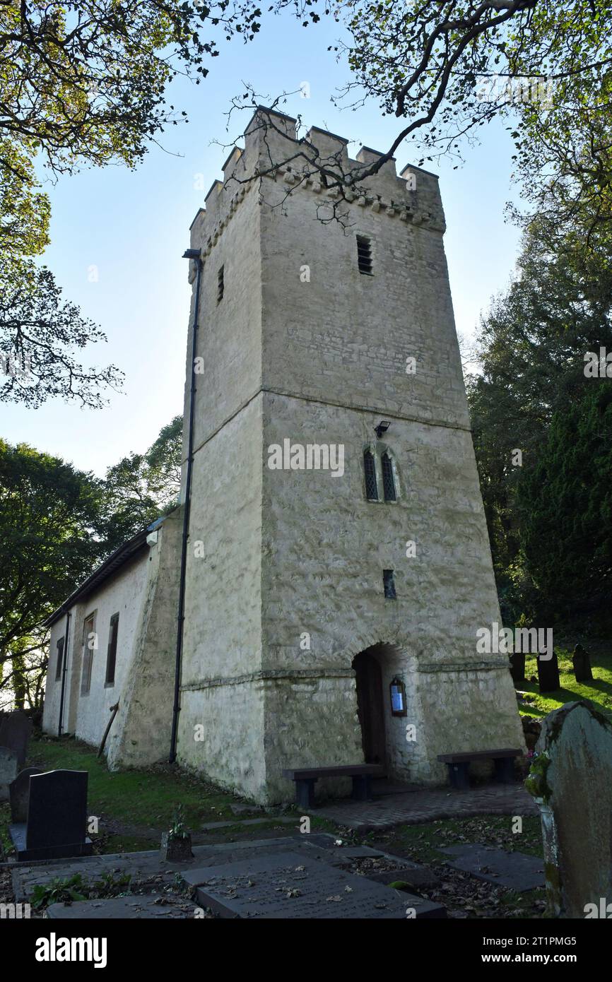 La chiesa di Sant'Illtyd, che si dice fosse sacra fin dal C6, è una delle tre chiese Gower dedicate al santo celtico che le fondò Foto Stock