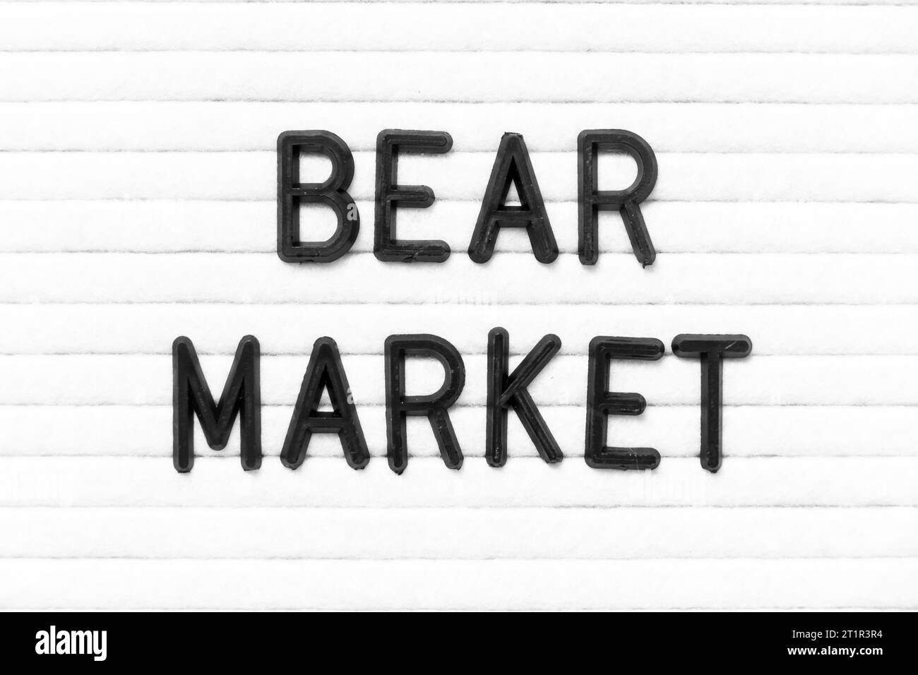 Mercato degli orsi con lettera di colore nero su sfondo bianco Foto Stock