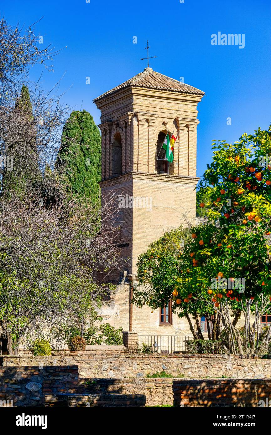 Architettura islamica nel Palazzo dell'Alhambra e nel complesso della Fortezza, Granada, Spagna Foto Stock