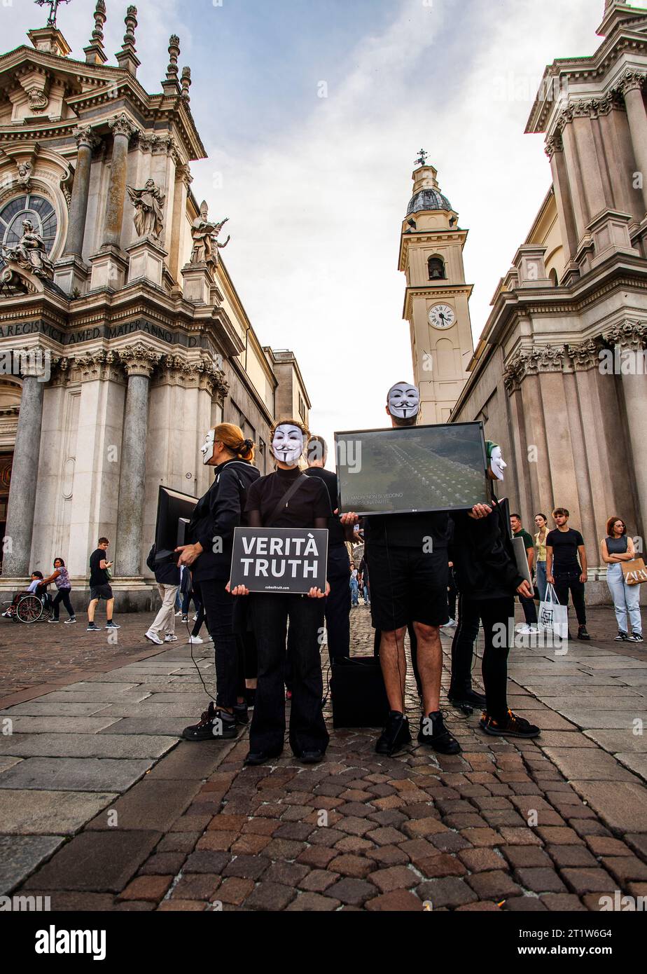 Italia Torino - Piazza san Carlo dimostrazione di movimenti animalisti credito: Reality Easy Star/Alamy Live News Foto Stock