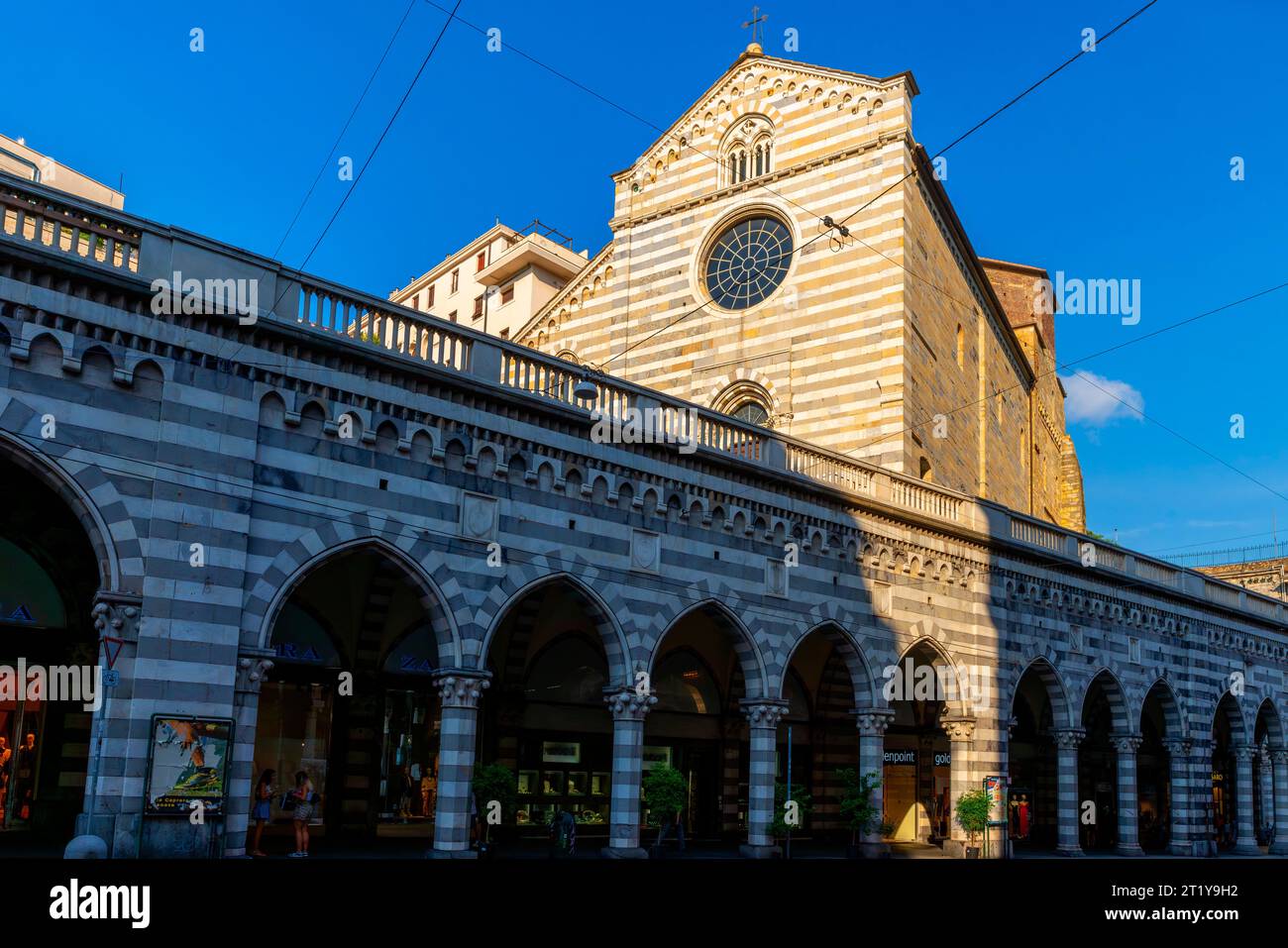 Chiesa romanica dedicata a Santo Stefano, via XX Speptembre, Genova, regione Liguria, Italia. Foto Stock