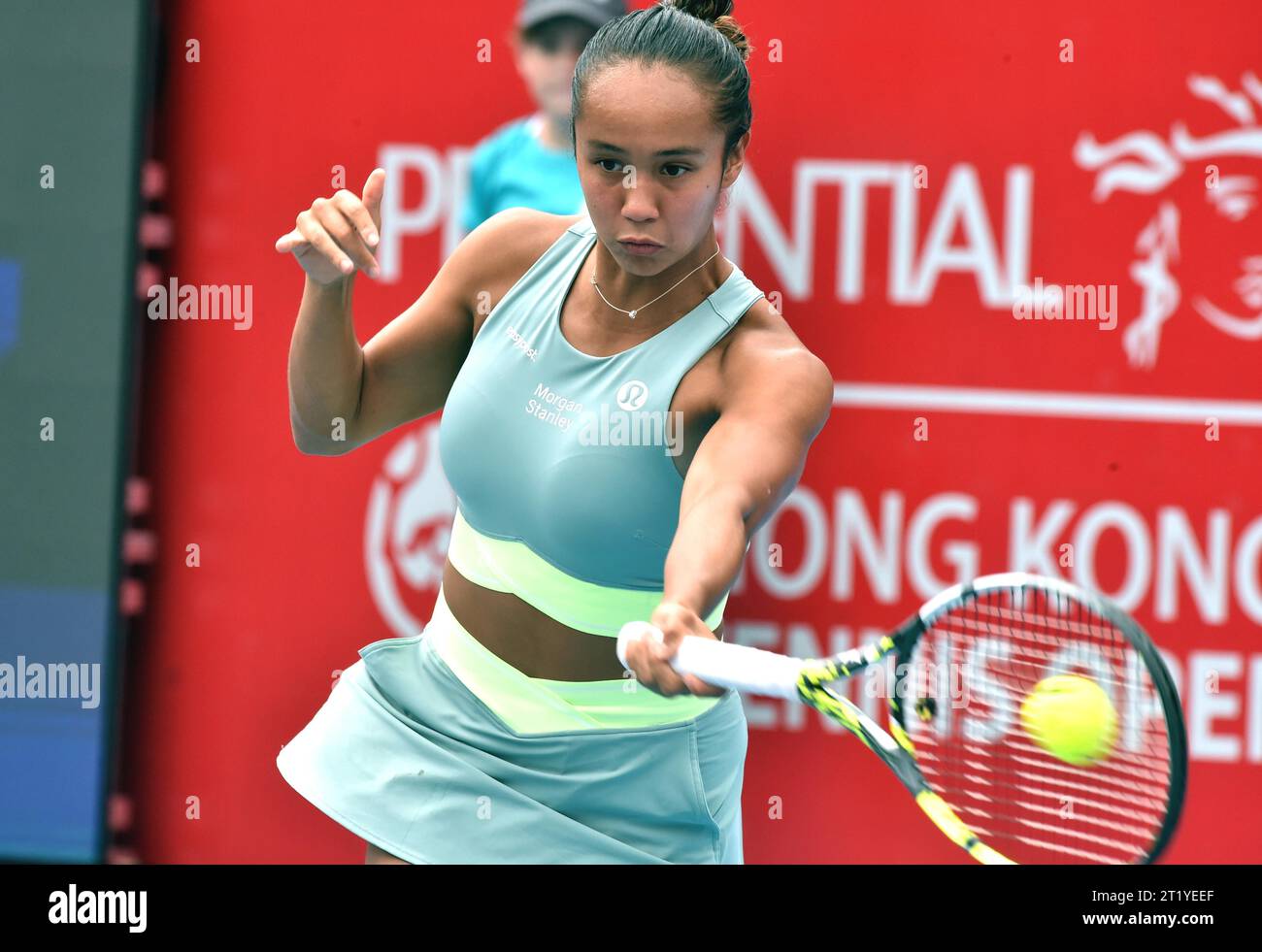 Il tennista canadese Leylah Fernandez sconfigge la tennista professionista russa Anna Blinkova con 2-0 nelle semifinali del 2023H. Foto Stock