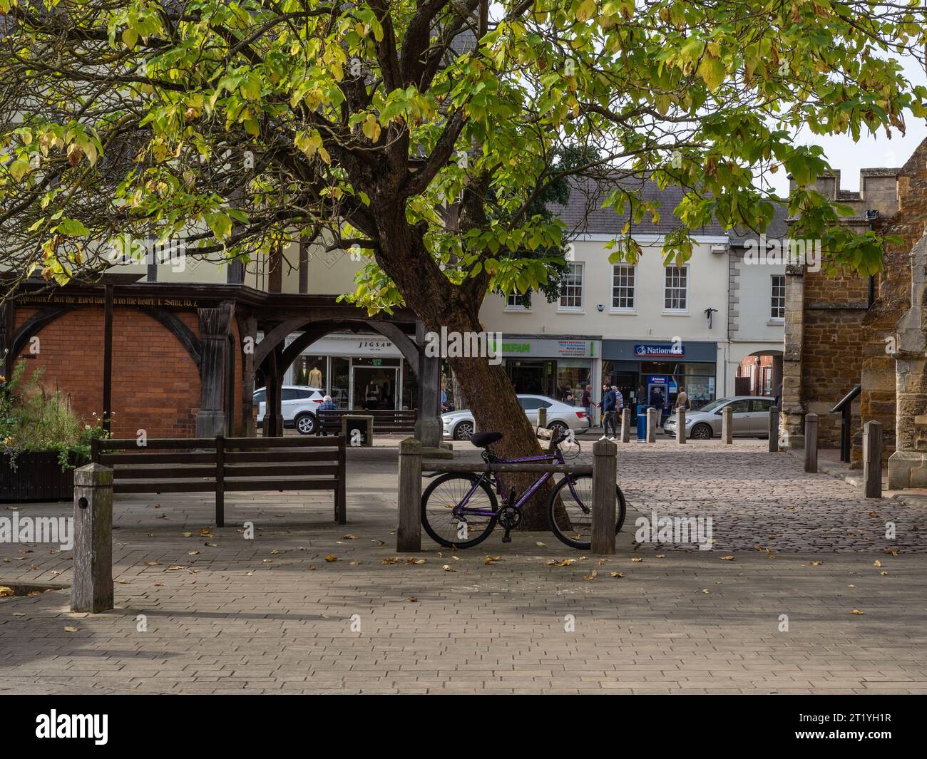 Un angolo tranquillo del centro città, Market Harborough, Leicestershire, Regno Unito Foto Stock