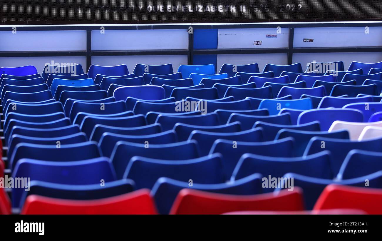 Segni commemorativi della regina Elisabetta II. Crystal Palace U21 contro Chelsea U21, Premier League 2, Selhurst Park Stadium, Londra. - 17 settembre 2022. Solo per uso editoriale - si applicano le restrizioni DataCo. Foto Stock