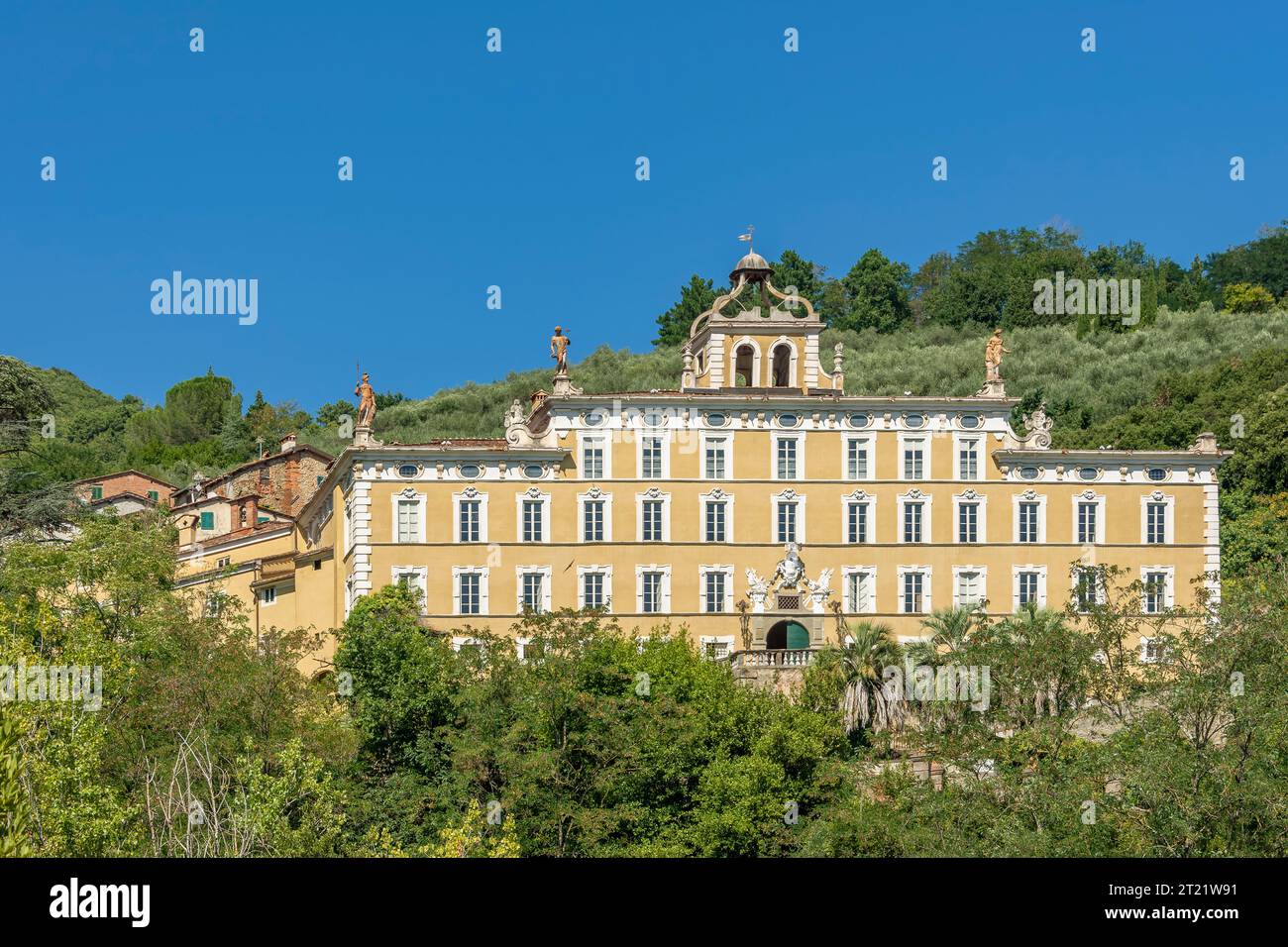Vista panoramica della parte alta di Collodi, Pistoia, Italia Foto Stock