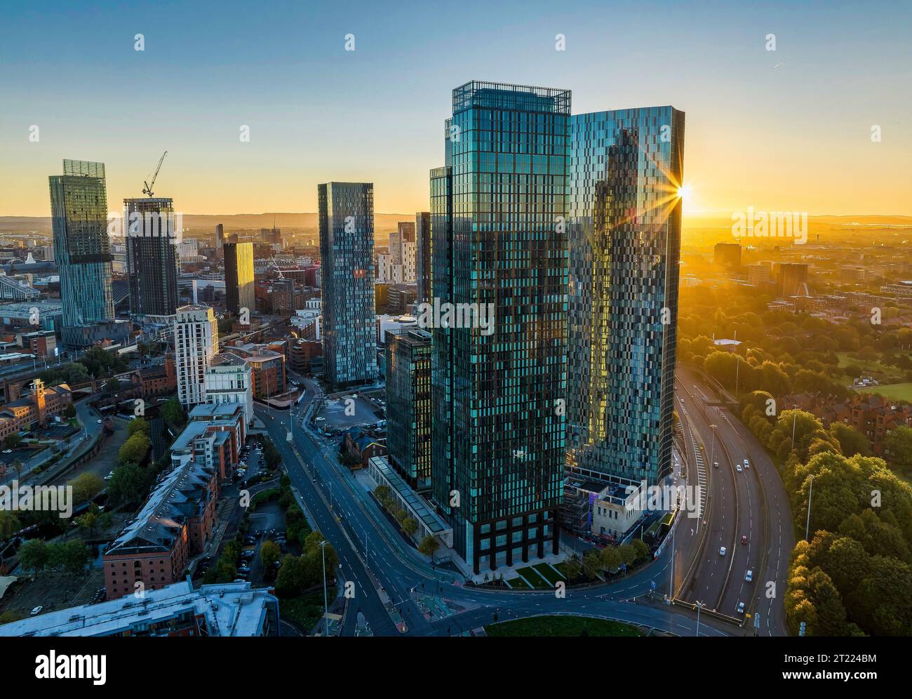Skyline di Manchester la mattina presto Foto Stock