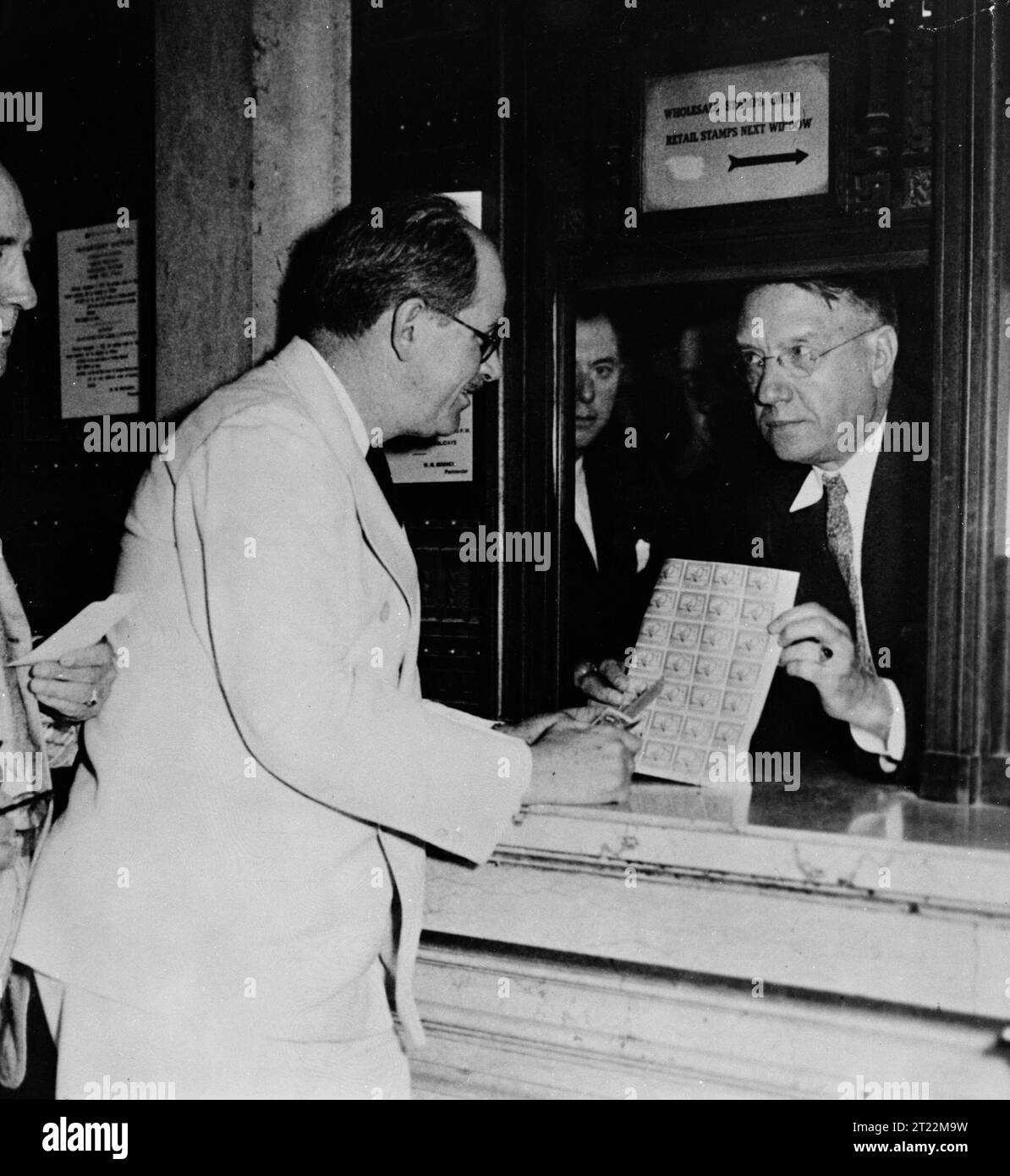 Jay Norwood "Ding" Darling, il "padre del francobollo federale", ha svolto un ruolo cruciale nella conservazione della fauna selvatica e nel migratorio Bird Hunting Stamp Act del 1934, che ha stabilito finanziamenti per la conservazione delle zone umide. Foto Stock