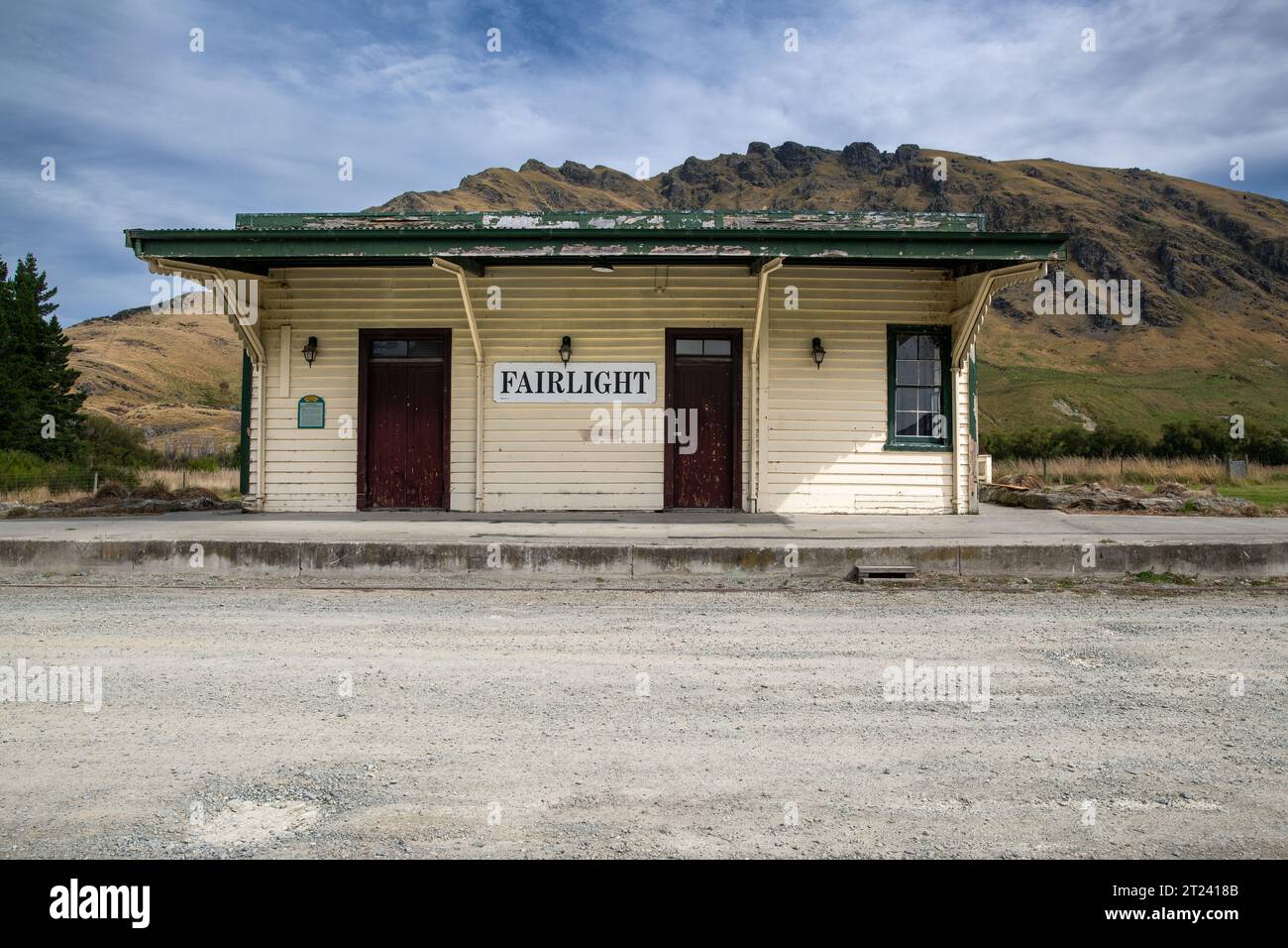 Storica stazione ferroviaria di Fairlight. Southland, nuova Zelanda, punto terminale del treno a vapore Kingston Flyer Foto Stock