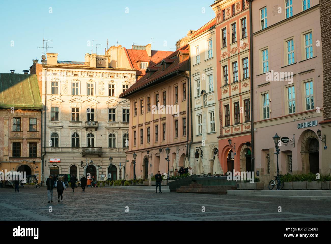 Mały Rynek (Piazza del mercato), nella città vecchia di Kraków, Polonia Foto Stock