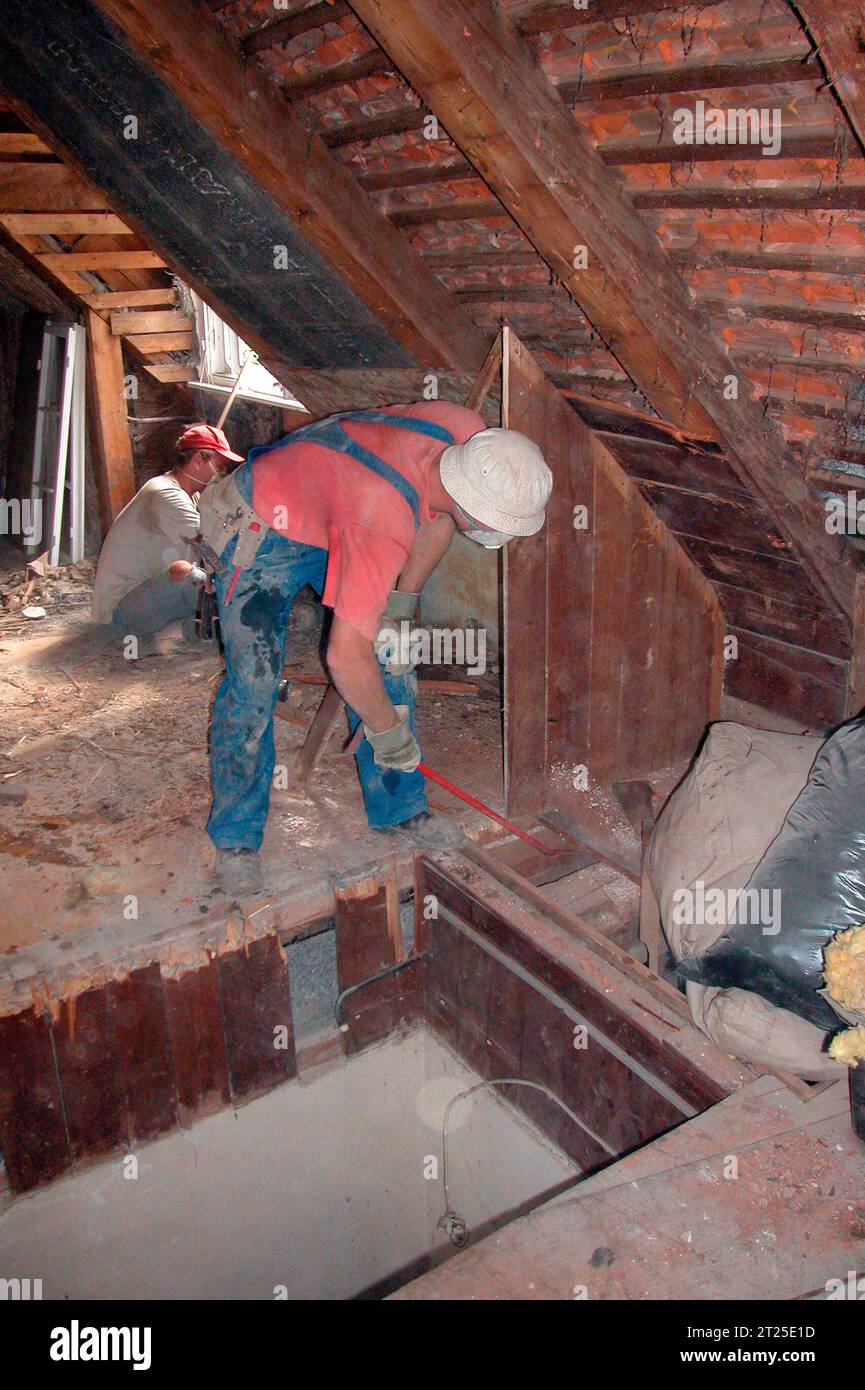 DATA RECORD NON DICHIARATA rivitalizzazione dell'interno di un edificio e della struttura, lavori di costruzione e conservazione rivitalizzazione dell'interno di un edificio credito: Imago/Alamy Live News Foto Stock