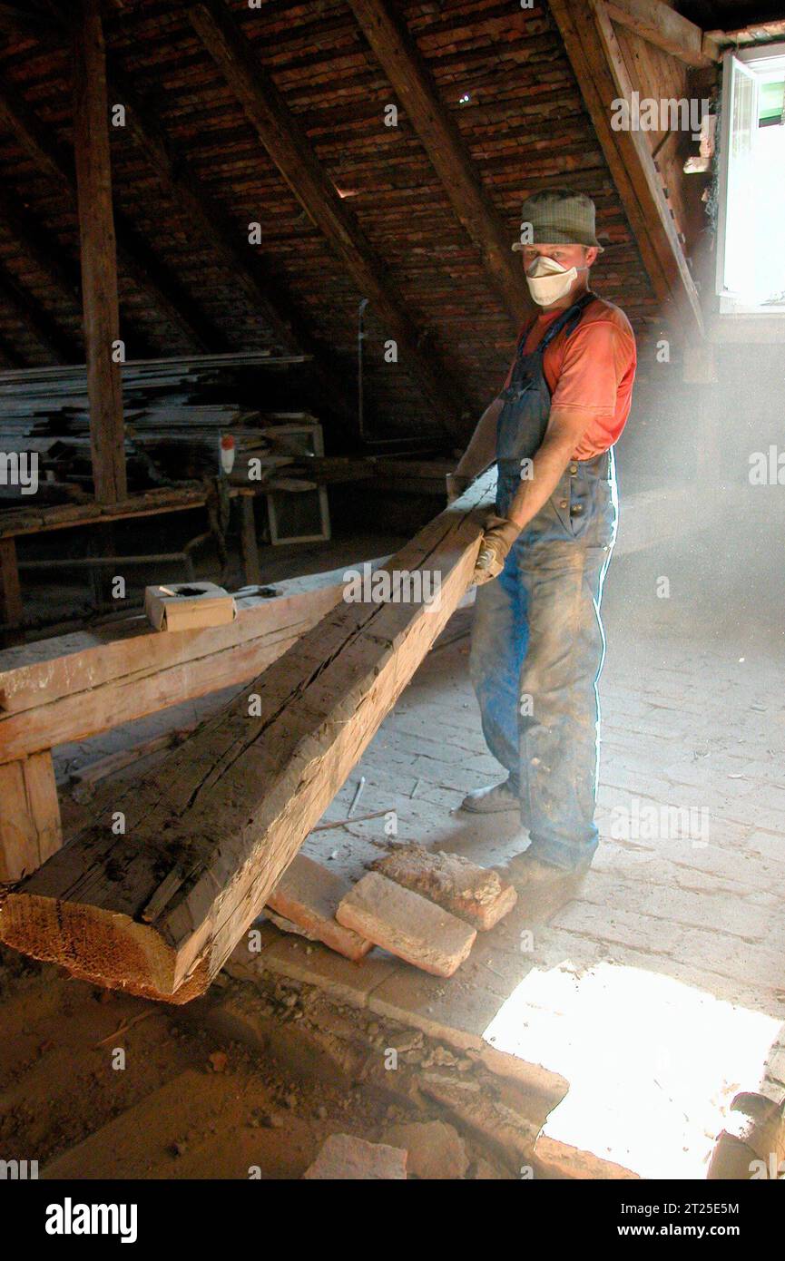 DATA RECORD NON DICHIARATA rivitalizzazione dell'interno di un edificio e della struttura, lavori di costruzione e conservazione rivitalizzazione dell'interno di un edificio credito: Imago/Alamy Live News Foto Stock
