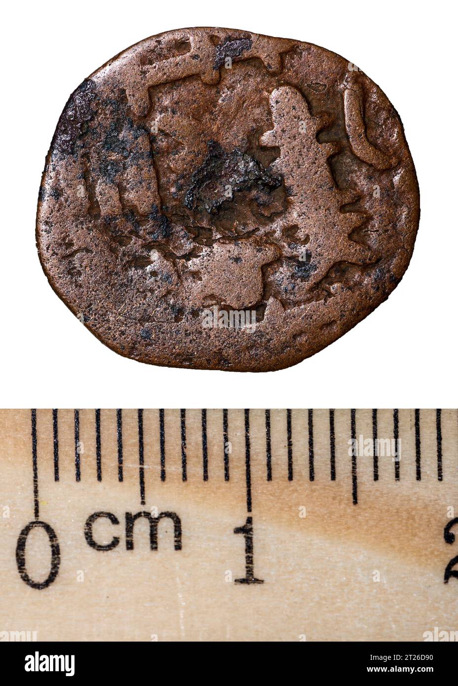 Un'antica moneta di rame Ceylon raffigurante un pesce gatto. Dritto. Isolato su bianco Foto Stock