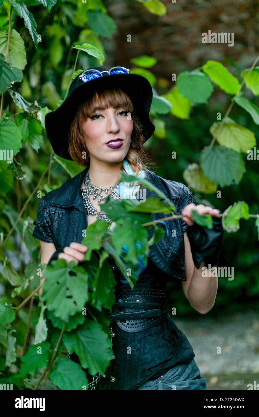 Lucca, Italia - 2018 10 31 : Lucca Comics evento cosplay gratuito intorno alla città Steampunk Girl. Foto di alta qualità Foto Stock