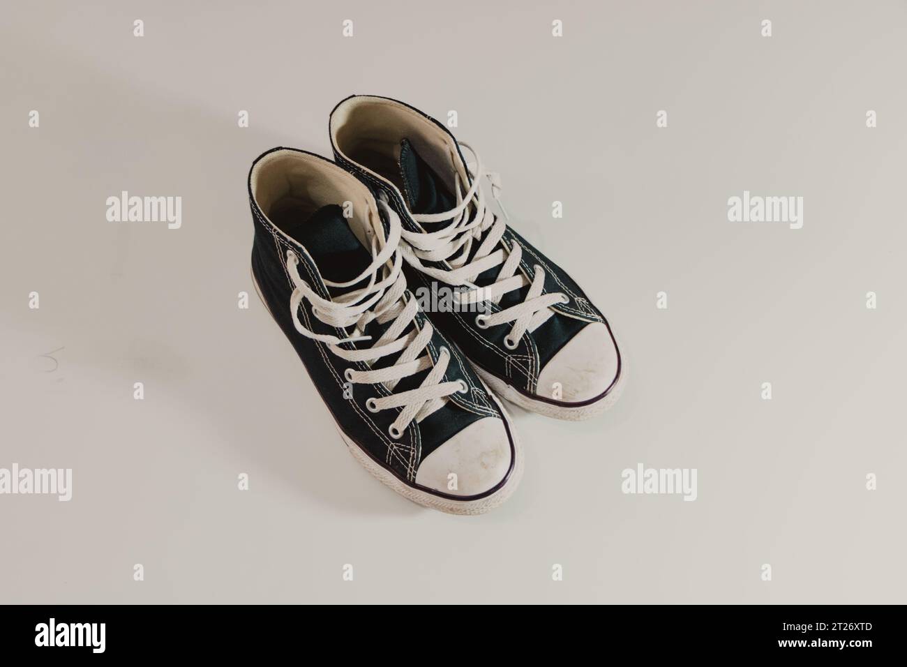 semplici scarpe nere da vicino Foto Stock