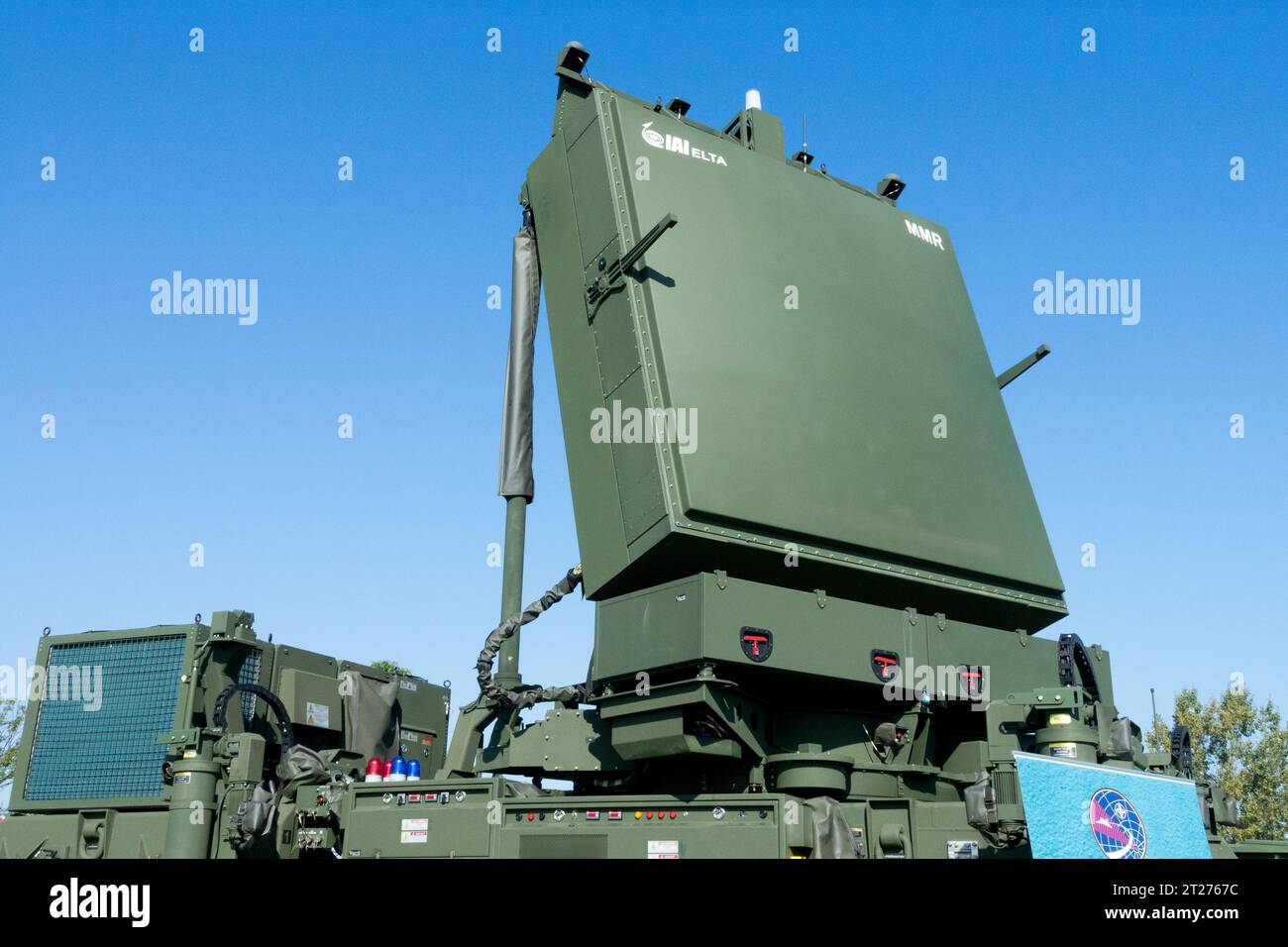 L'ELM-2084 è un radar multimissione 3D AESA (MMR) mobile israeliano a terra nell'equipaggiamento dell'esercito ceco Foto Stock