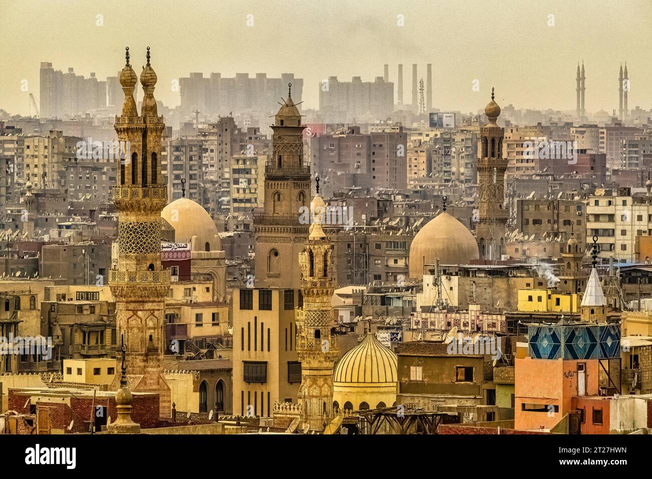 Skyline del Cairo al tramonto dal Parco al-Azhar Foto Stock