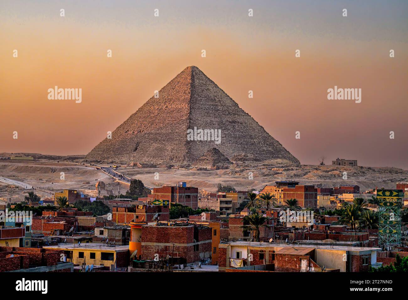 La grande Piramide di Giza alla luce del mattino presto Foto Stock