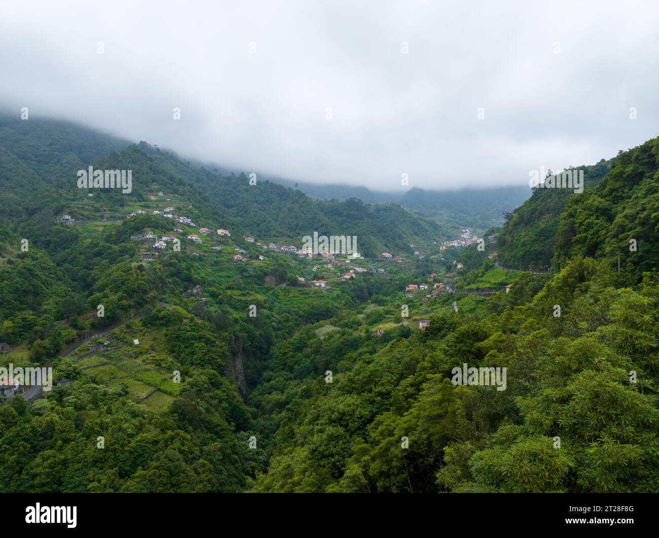 Vista panoramica aerea di Boaventura sull'isola di Madeira, Portogallo. Foto Stock