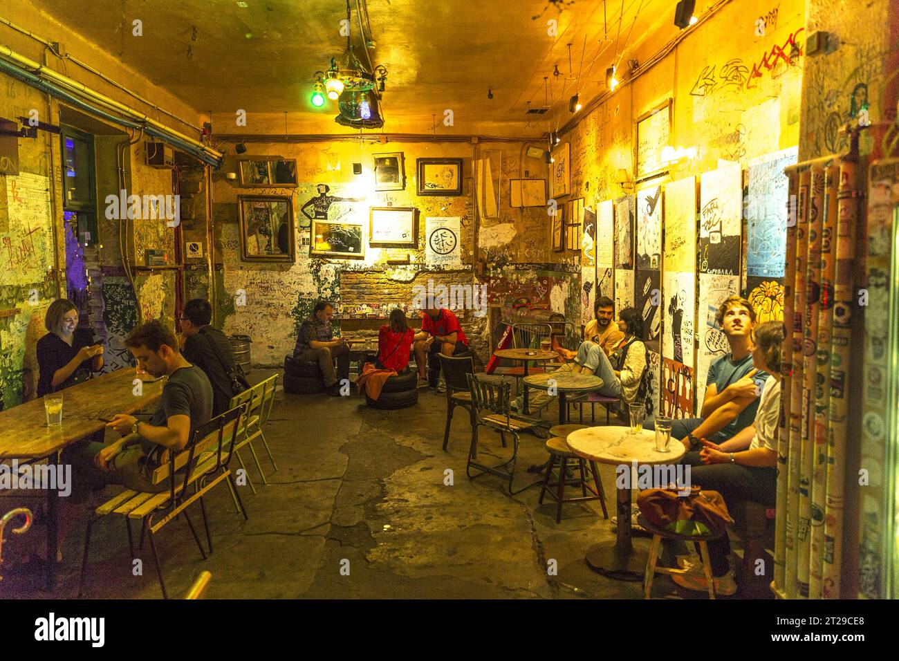 Szimpla Kert a Budapest Foto Stock