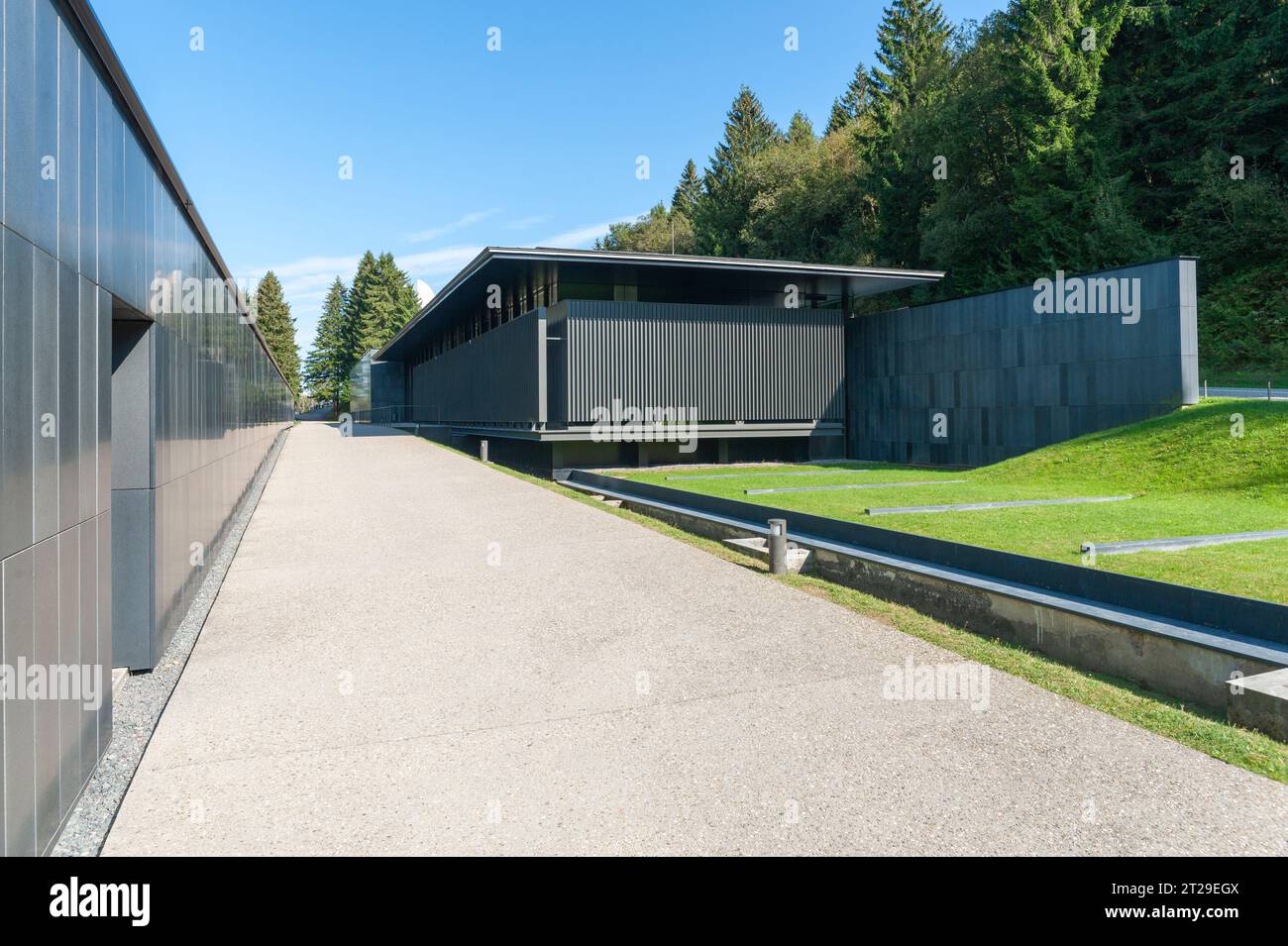 Centro europeo per i combattenti della resistenza deportati, esterno del museo dell'ex campo di concentramento di Natzweiler-Struthof, Natzwiller, Alsazia, Francia, EUR Foto Stock