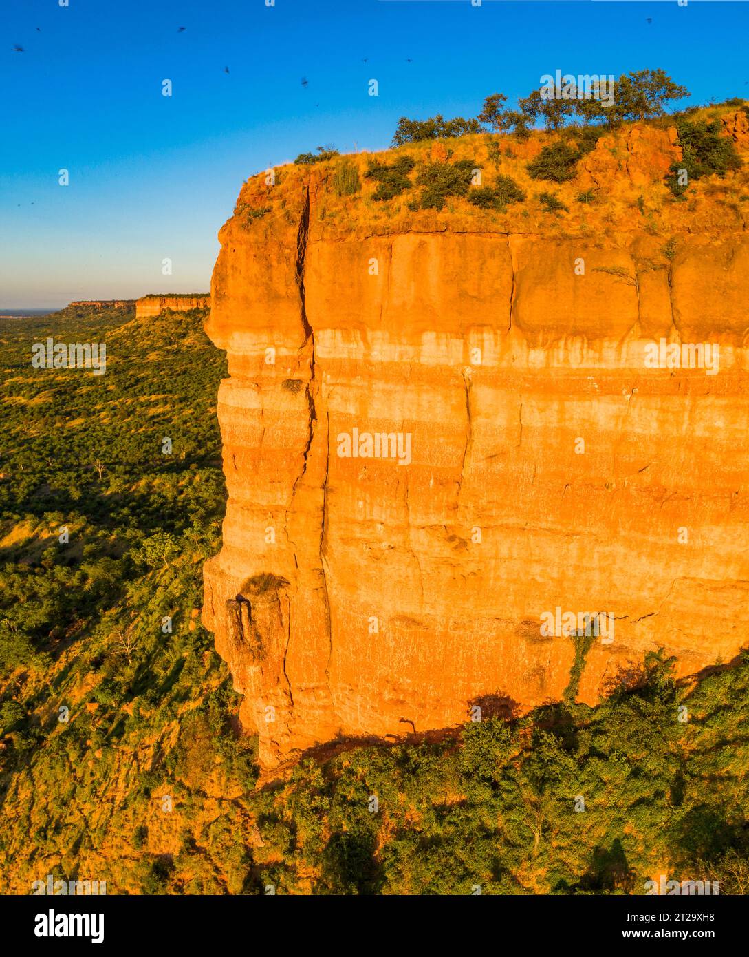 Immagini aeree delle scogliere Chilojo dello Zimbabwe nel Parco Nazionale di Gonarezhou. Foto Stock