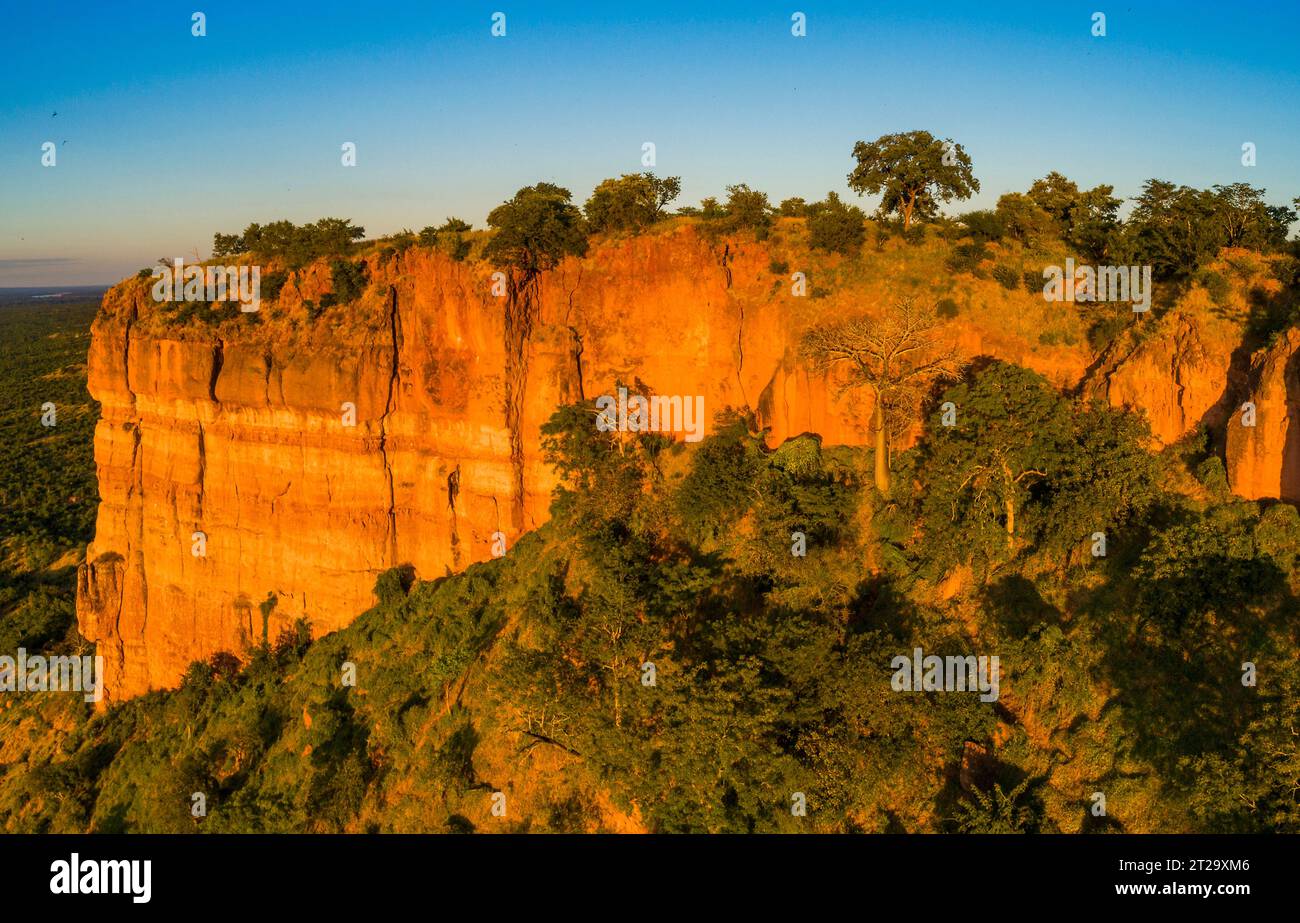 Immagini aeree delle scogliere Chilojo dello Zimbabwe nel Parco Nazionale di Gonarezhou. Foto Stock