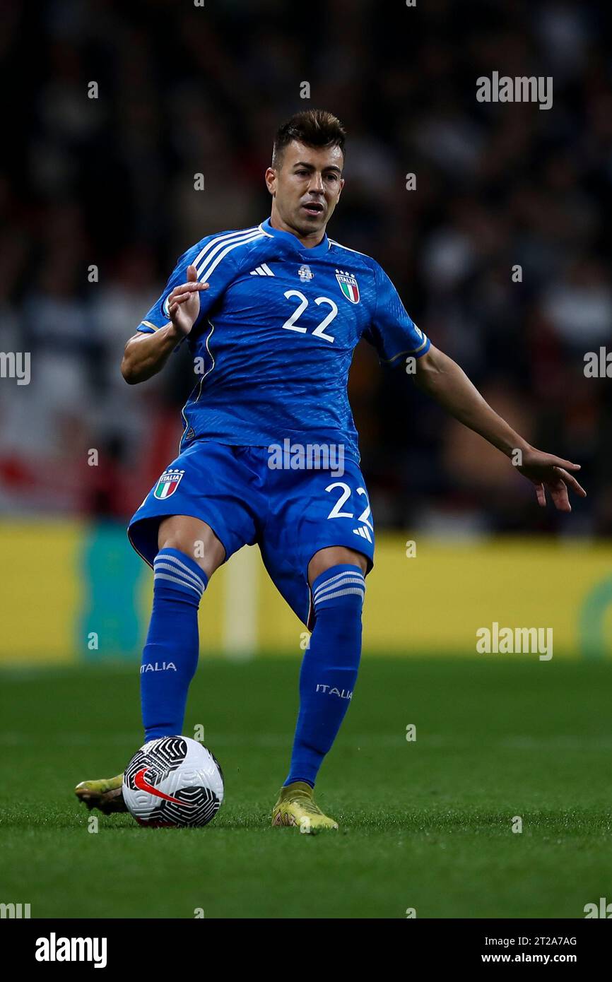 Alex Meret, italiano, al via durante la partita del gruppo C di qualificazione UEFA europeo, tenutasi martedì 17 ottobre 2023 al Wembley Stadium di Londra. (Foto: Tom West | mi News) crediti: MI News & Sport /Alamy Live News Foto Stock