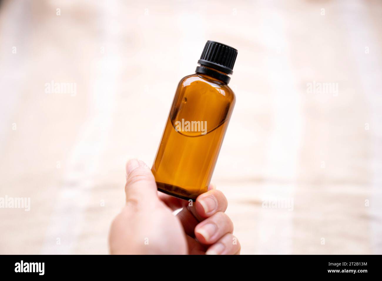 Bottiglia in vetro ambrato Foto Stock