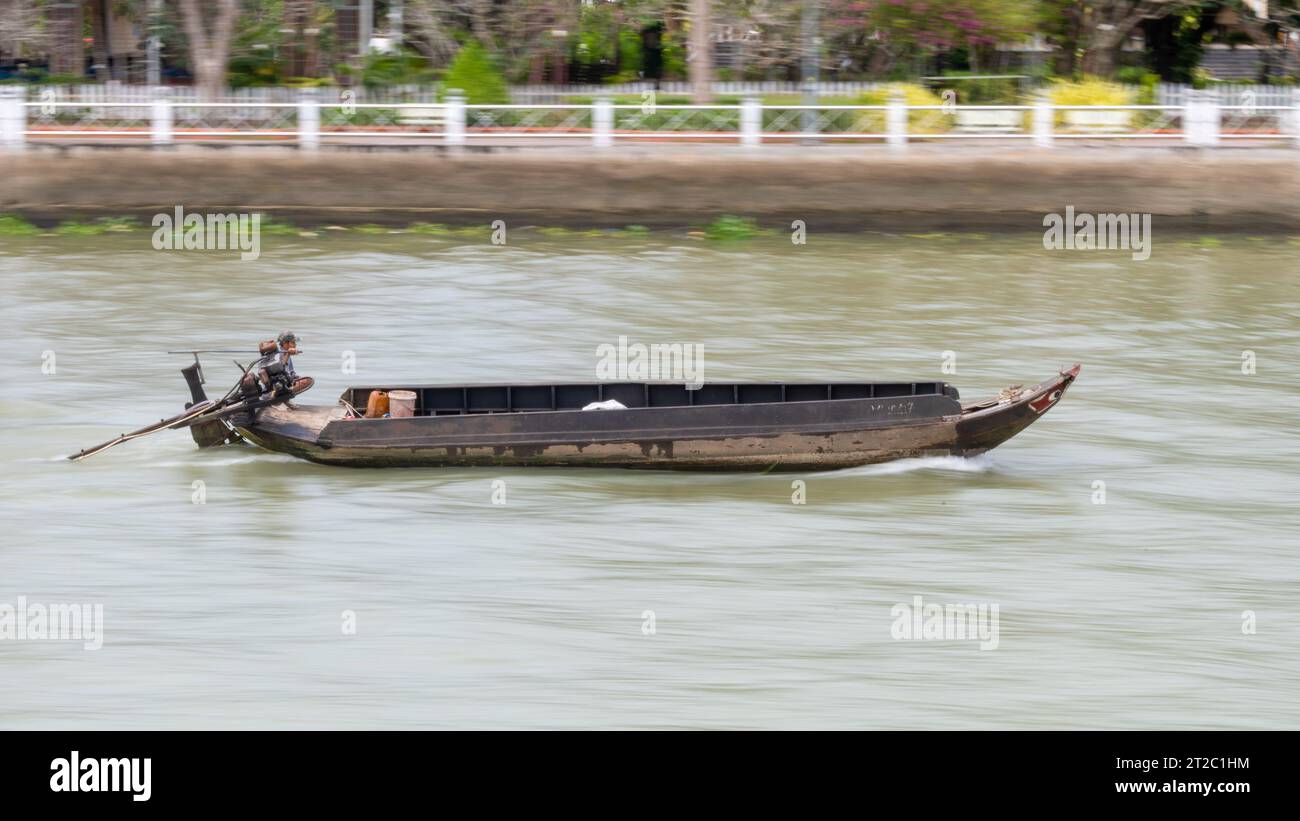 Barca sul delta del fiume Mekong, Vietnam Foto Stock