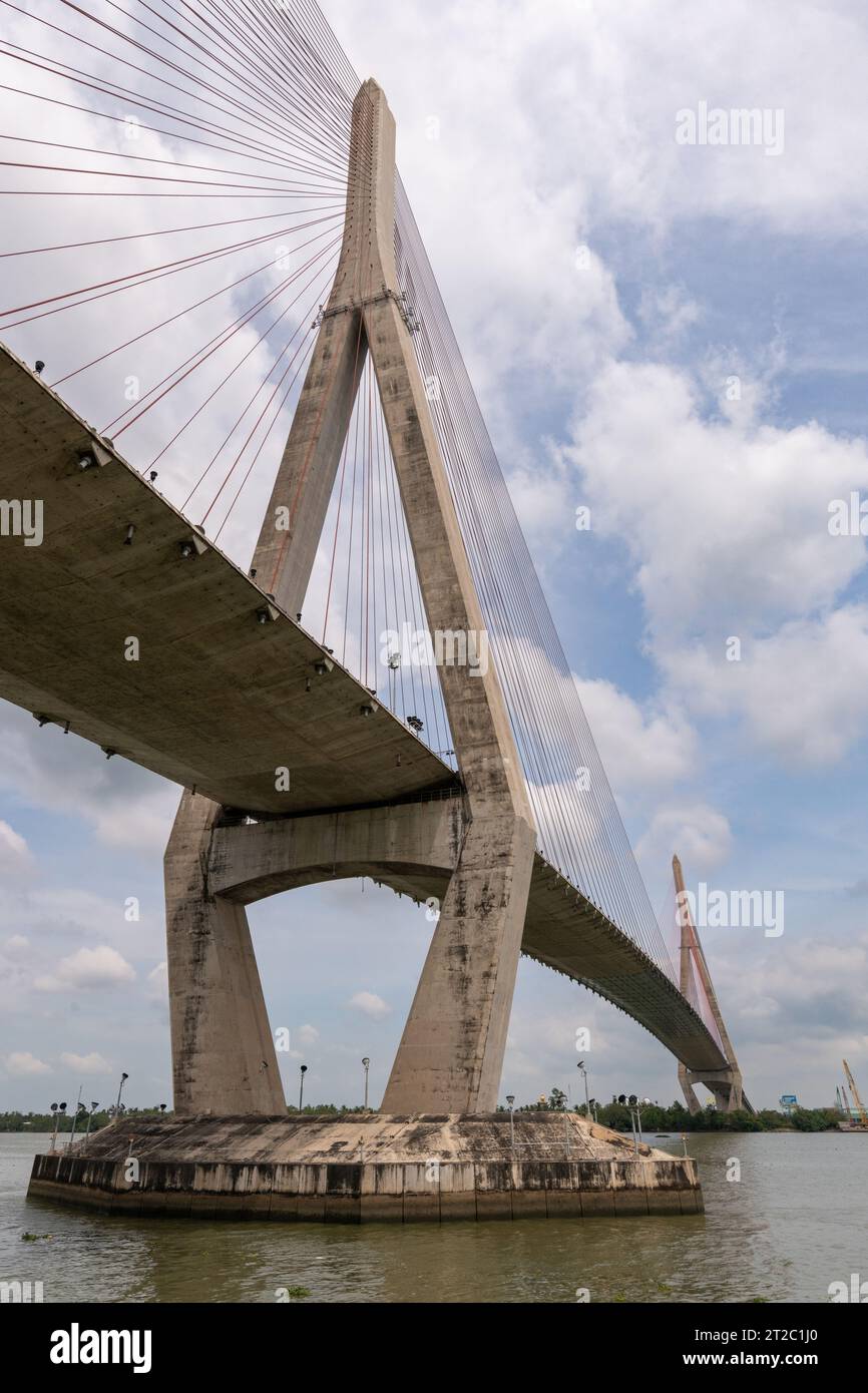 Ponte sul fiume Hau a CAN Tho, Vietnam Foto Stock