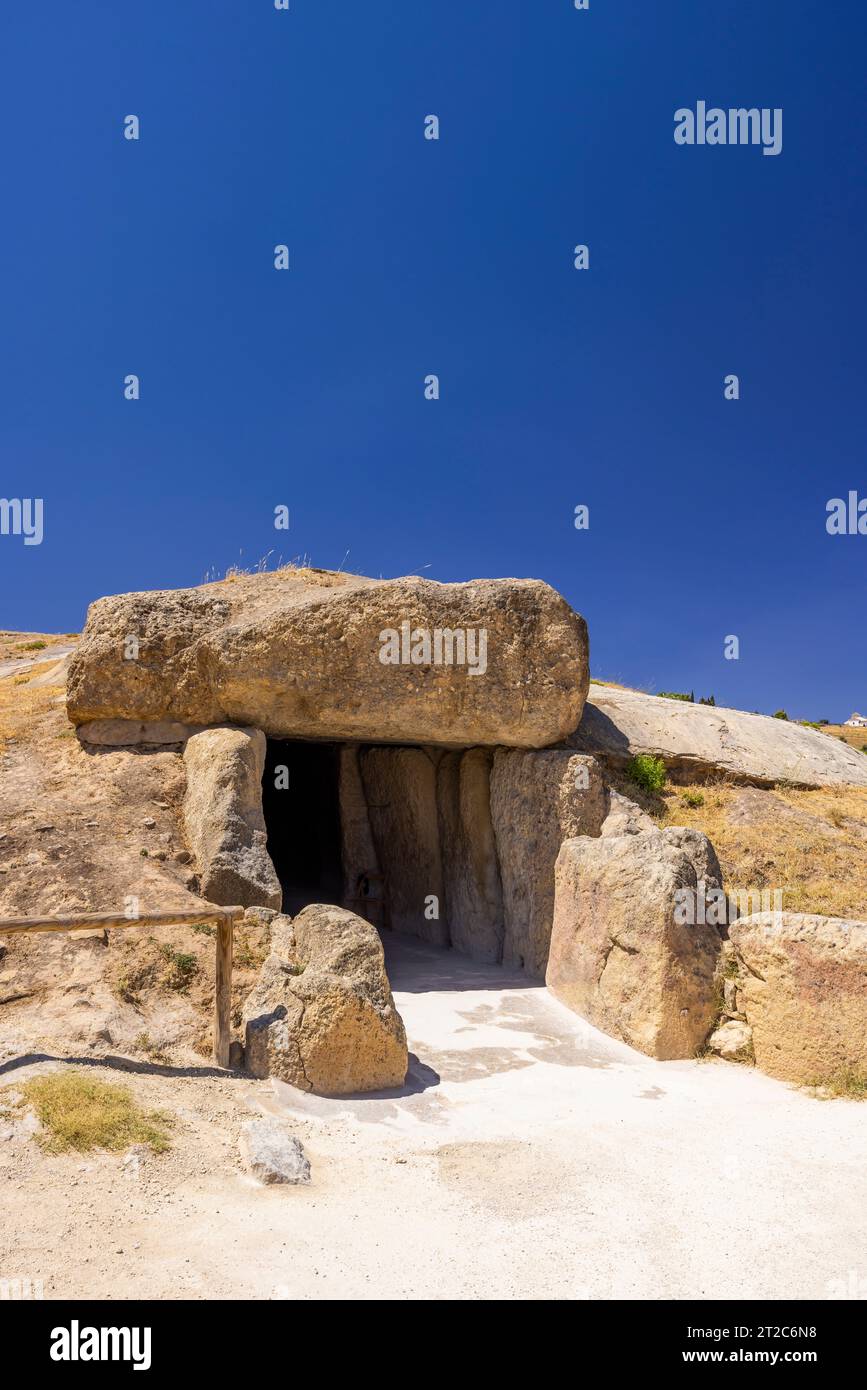 Dolmen de Menga dal 3rd ° millennio a.C., sito dell'UNESCO, Antequera, Spagna Foto Stock