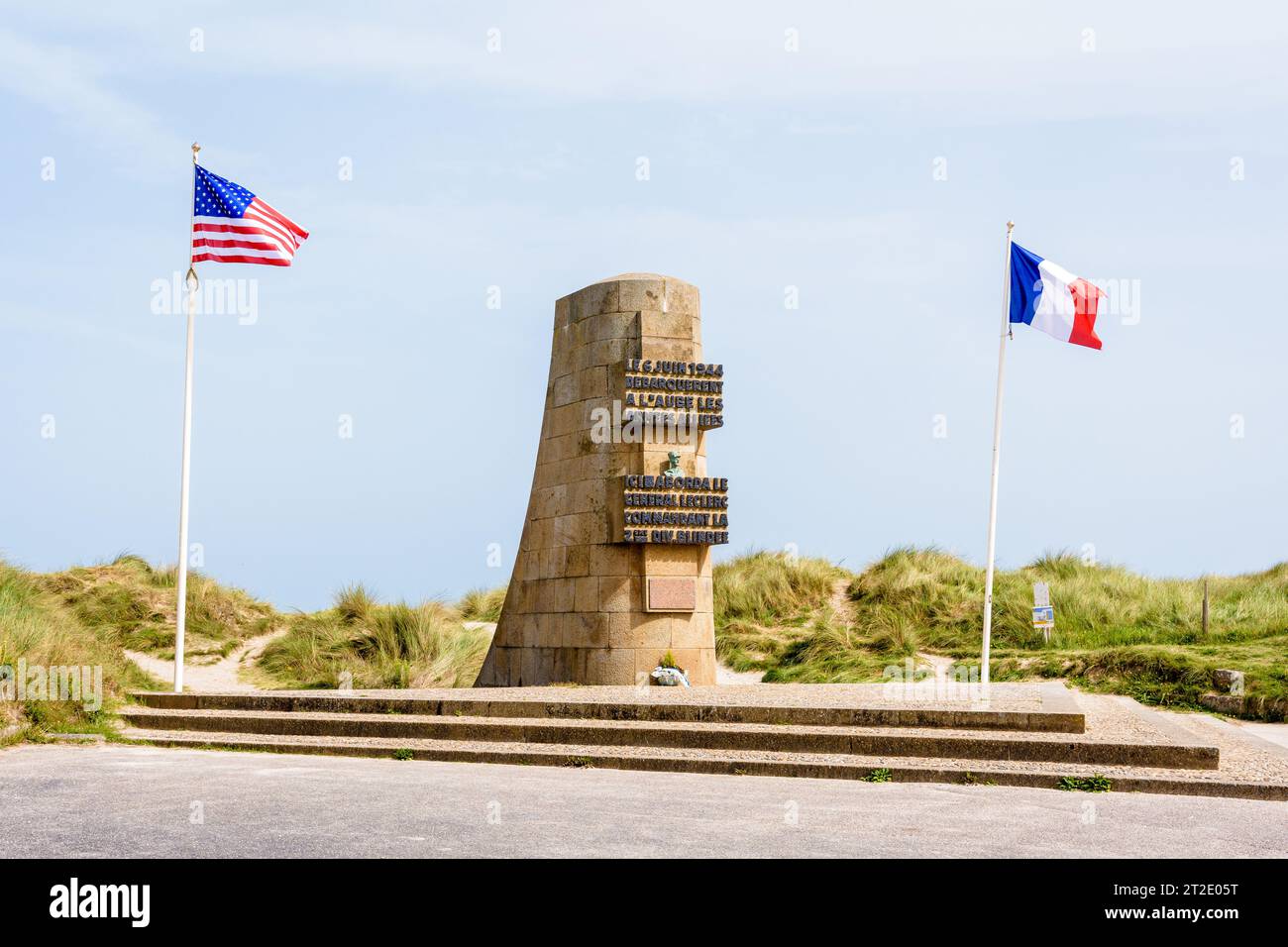 Memoriale allo sbarco delle forze alleate e della 2a Divisione corazzata francese del generale Leclerc a Utah Beach in Normandia, Francia. Foto Stock