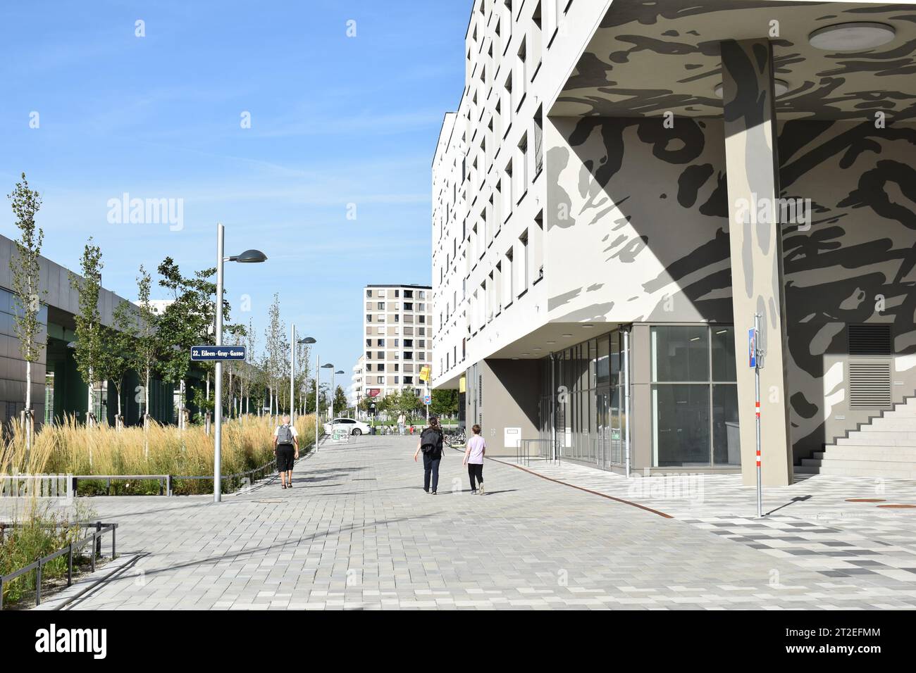 VIENNA, AUSTRIA - 2 OTTOBRE 2023: Edifici residenziali a Seestadt Aspern nel 22° distretto, una delle aree di sviluppo urbano più grandi d'Europa. Foto Stock
