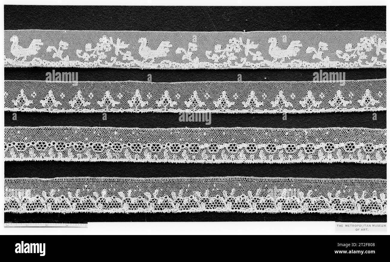 Bordatura francese, St. Bonnet le Chateau 19th Century Visualizza altro. Bordatura. Francese, St. Bonnet le Chateau. xix secolo. Pizzo Bobbin. Tessuti-lacci Foto Stock
