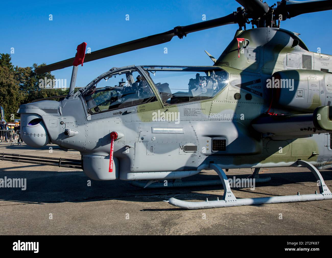 Un elicottero d'attacco AH-1Z appena consegnato dell'Aeronautica militare ceca. Foto Stock