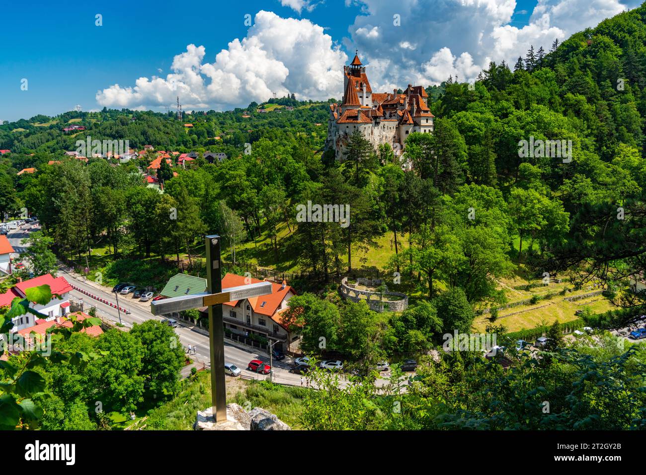 Castello di Bran vicino a Brasov, conosciuto come Castello di Dracula in Transilvania, Romania Foto Stock